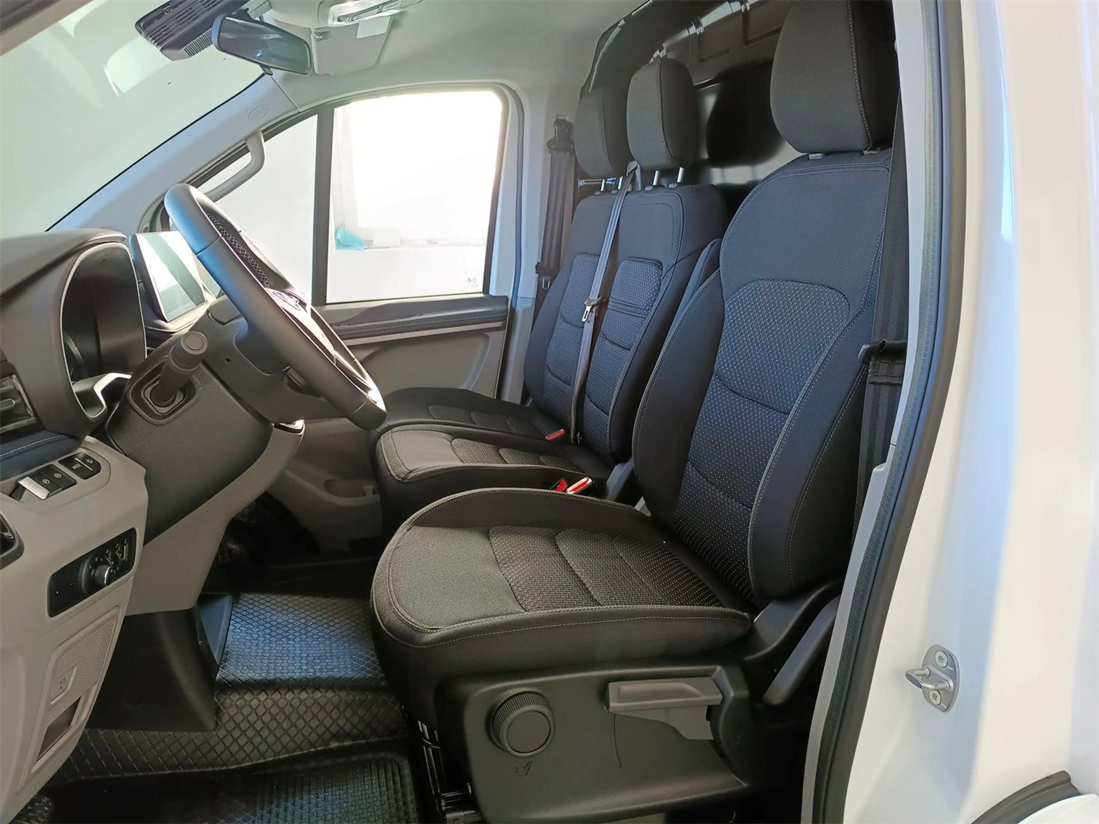 Maxus Deliver 7 *L2H1* — photo 8