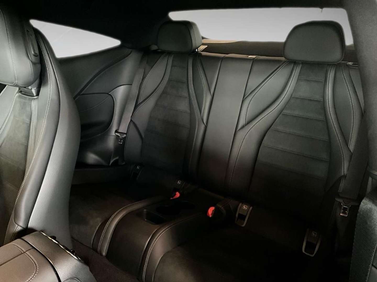 Mercedes Classe C 300 AMG-Line - 2025 - Joinsteer - #11