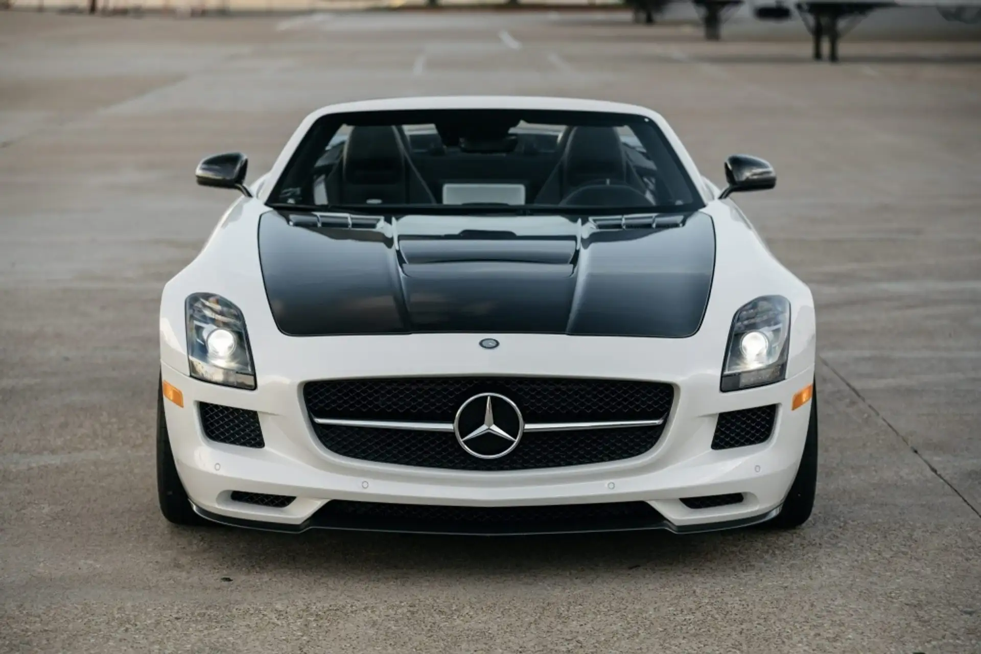 벤츠 SLS AMG GT 2015 흰색