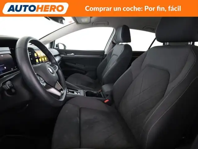 Volkswagen Golf view 11