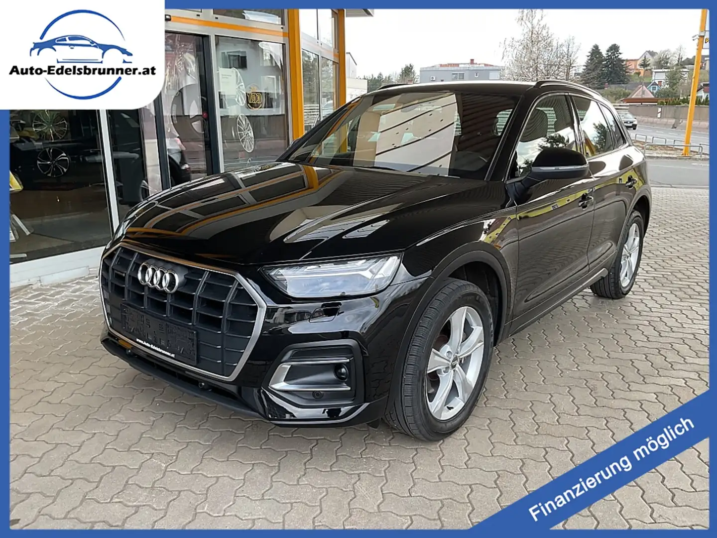 Audi Q5 40 TDI quattro intense S-tronic**S-LINE** Schwarz - 1
