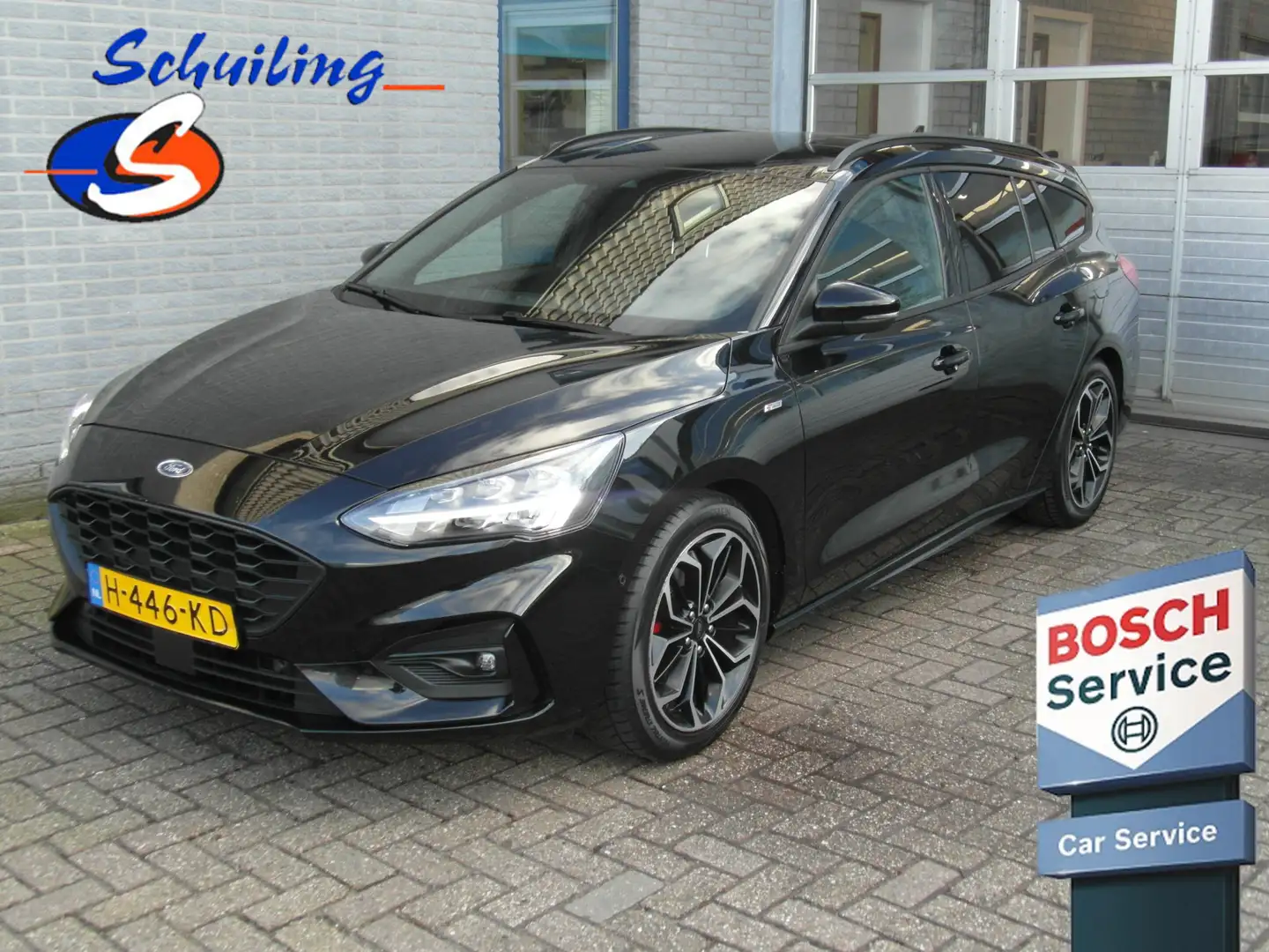 Ford Focus Wagon 1.5 EcoBoost ST Line Business Inclusief Afle Zwart - 1