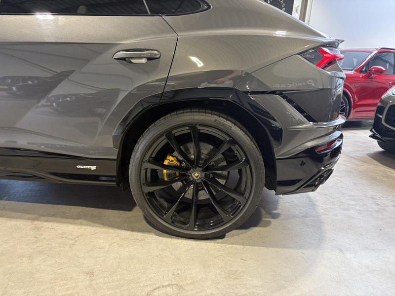 Lamborghini Urus URUS S | Bang & Olufsen 3D | Carbone | 23" — photo 5