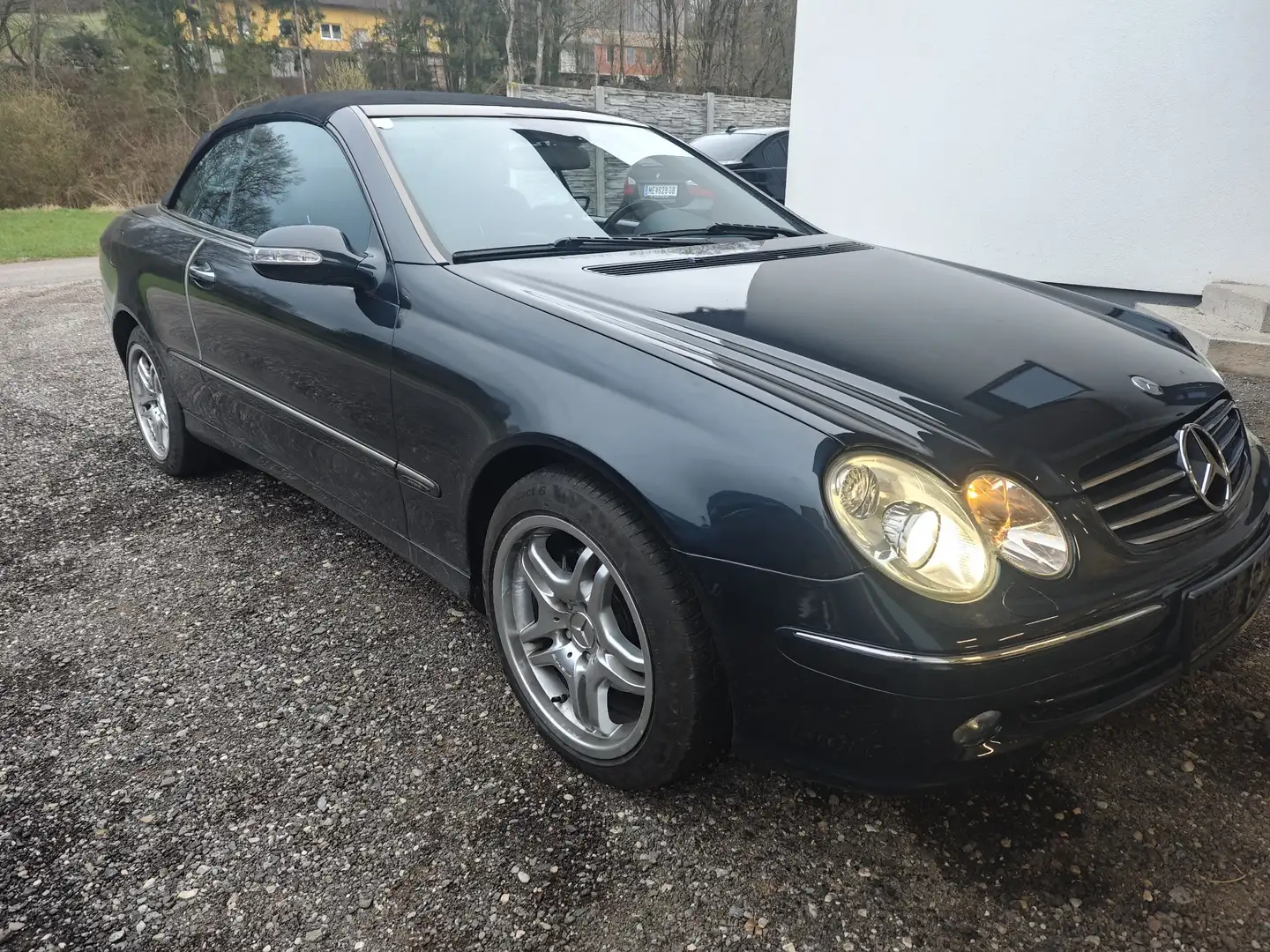 Mercedes-Benz 200 Avantgarde Schwarz - 2