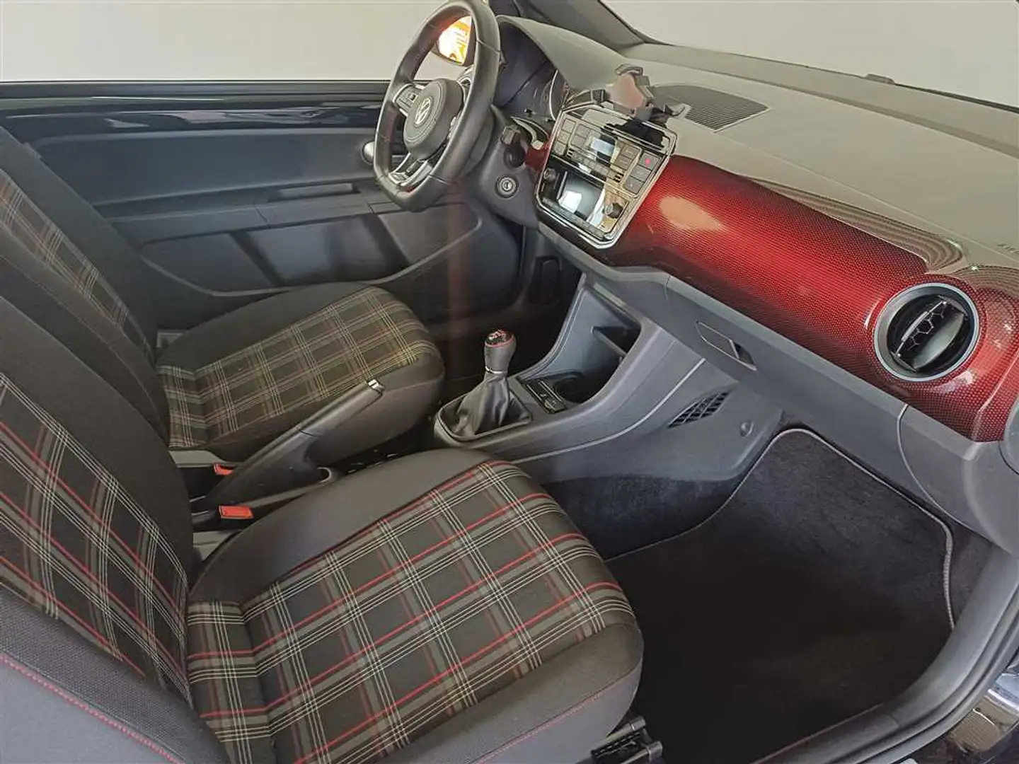 Volkswagen up! 1.0 TSI GTI SHZ+PDC Schwarz - 2