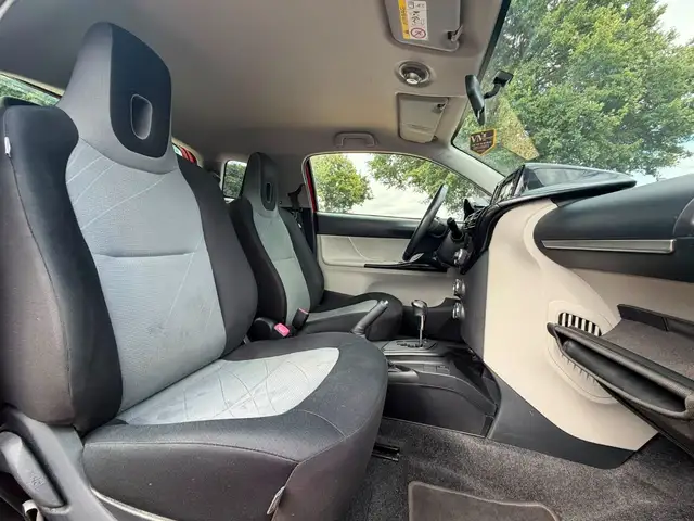 Toyota Iq view 10