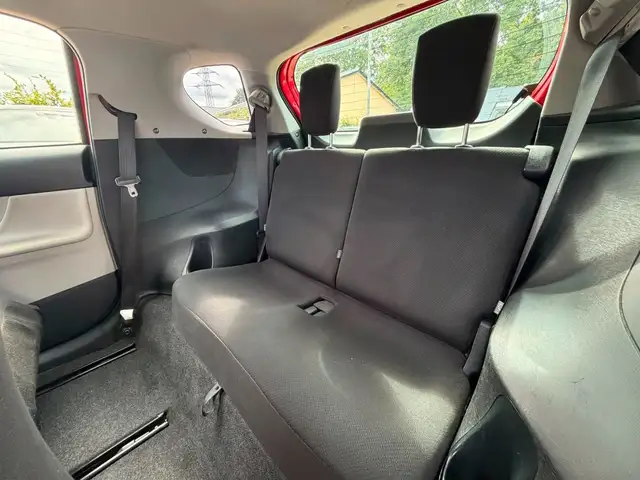 Toyota Iq view 11