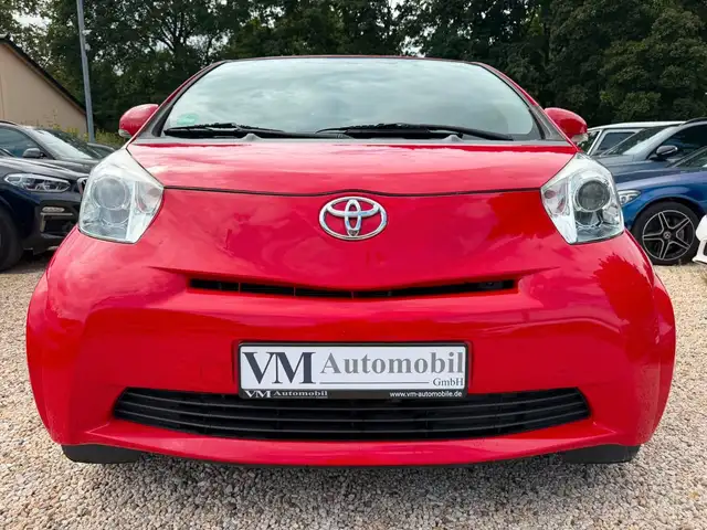 Toyota Iq view 2