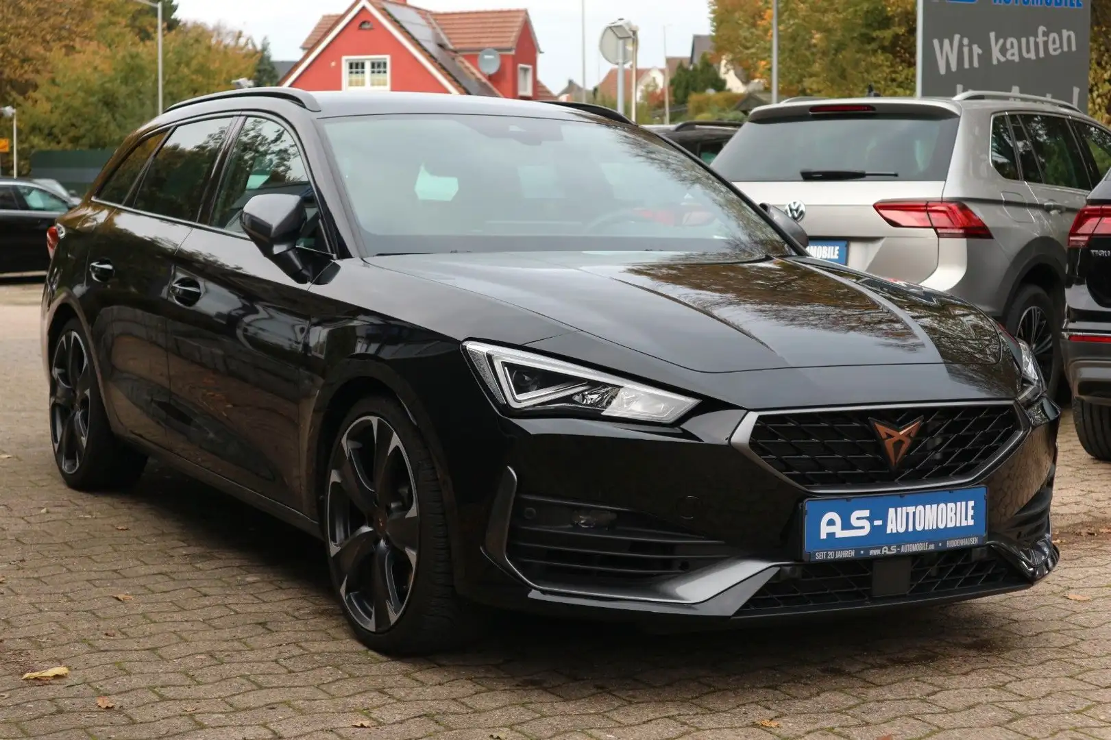 CUPRA Leon Sportstourer VZ 4Drive *1.HD/RFK/ACC/NAVI* Noir - 1