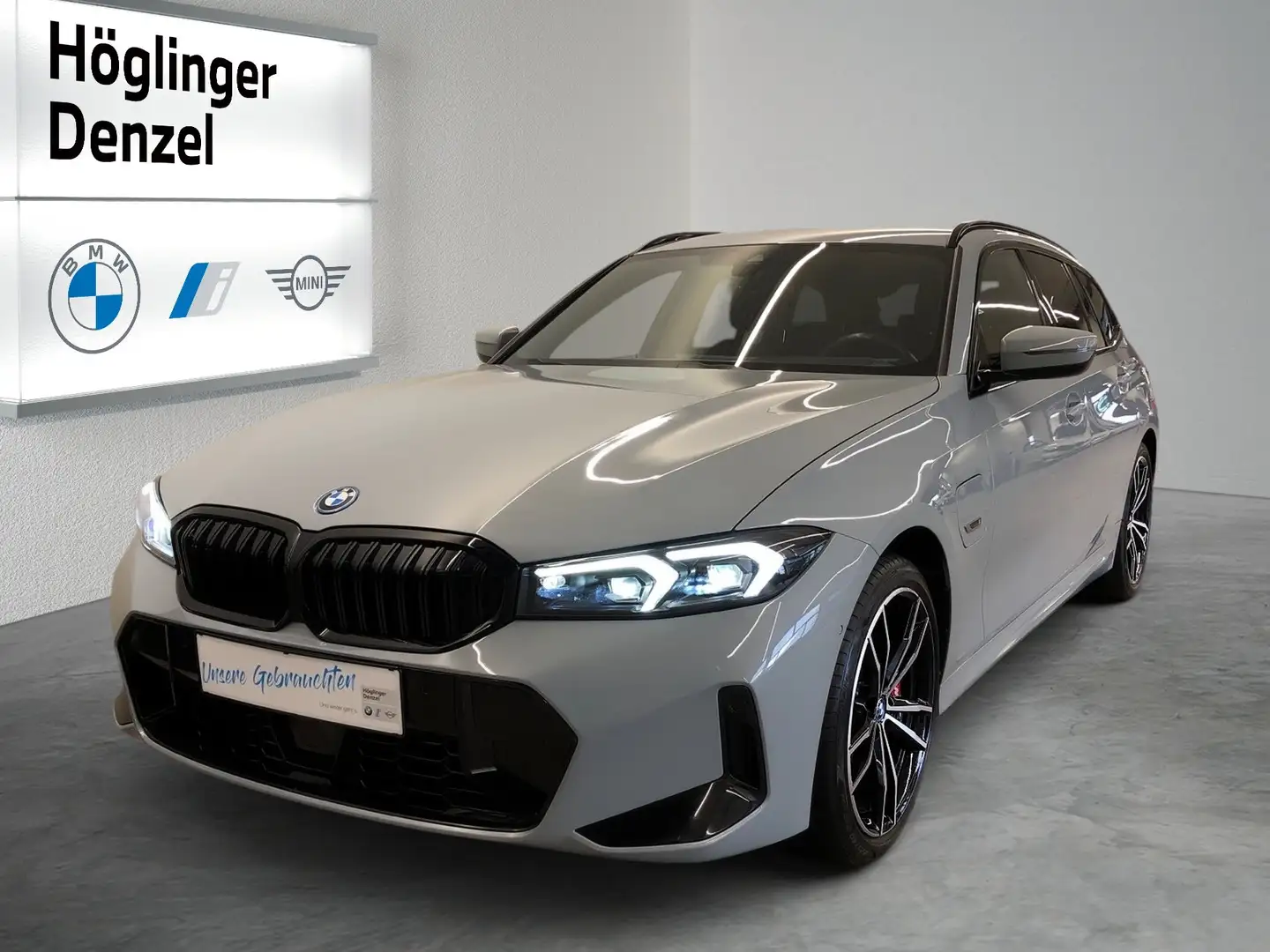 BMW 320 320e xDrive Grau - 1