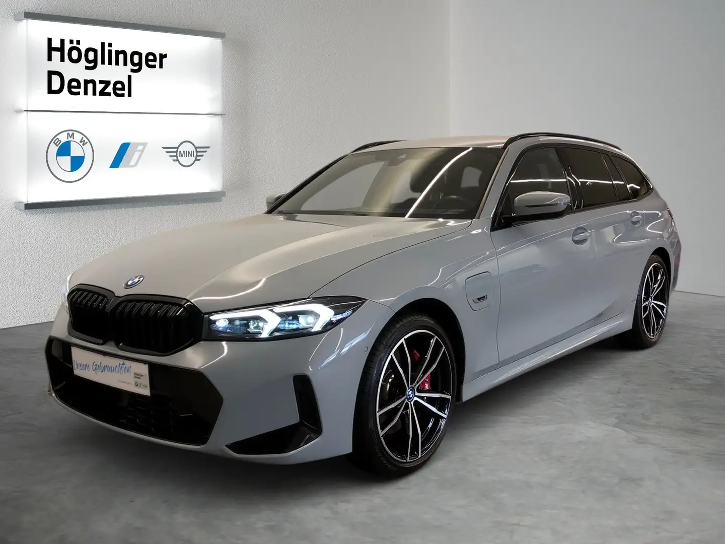 BMW 320 320e xDrive Grau - 2