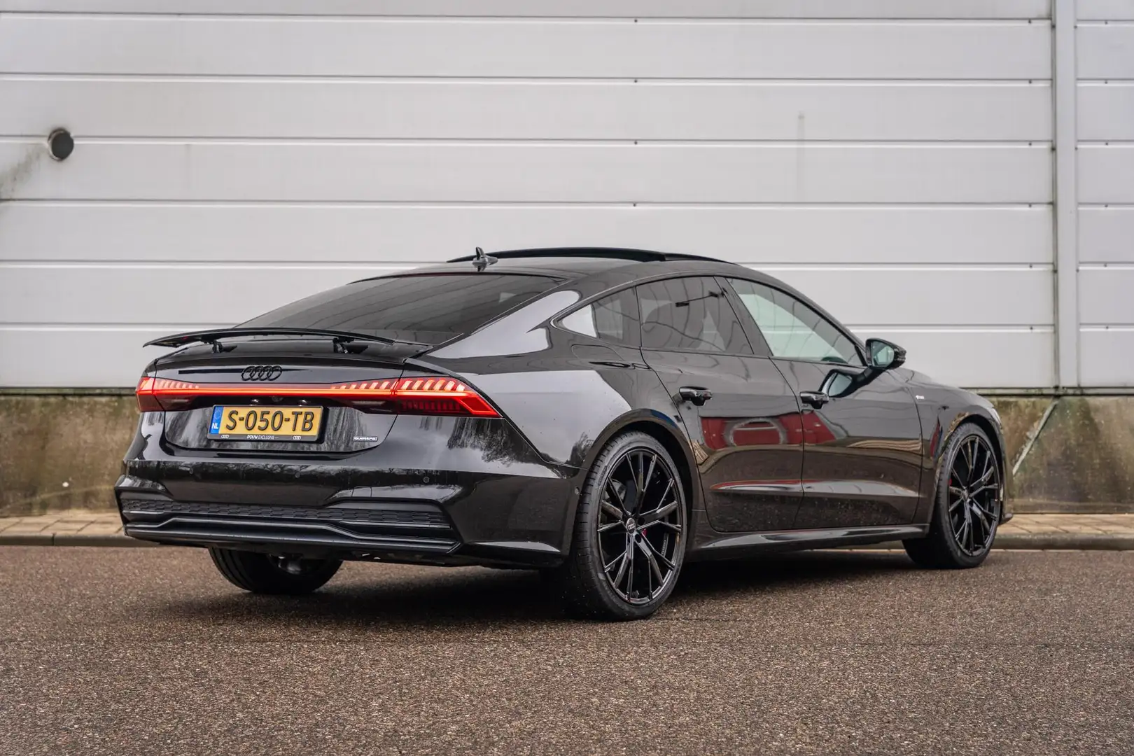 Audi A7 Sportback 55 TFSIe 367PK PHEV Quattro S Edition Co Noir - 2