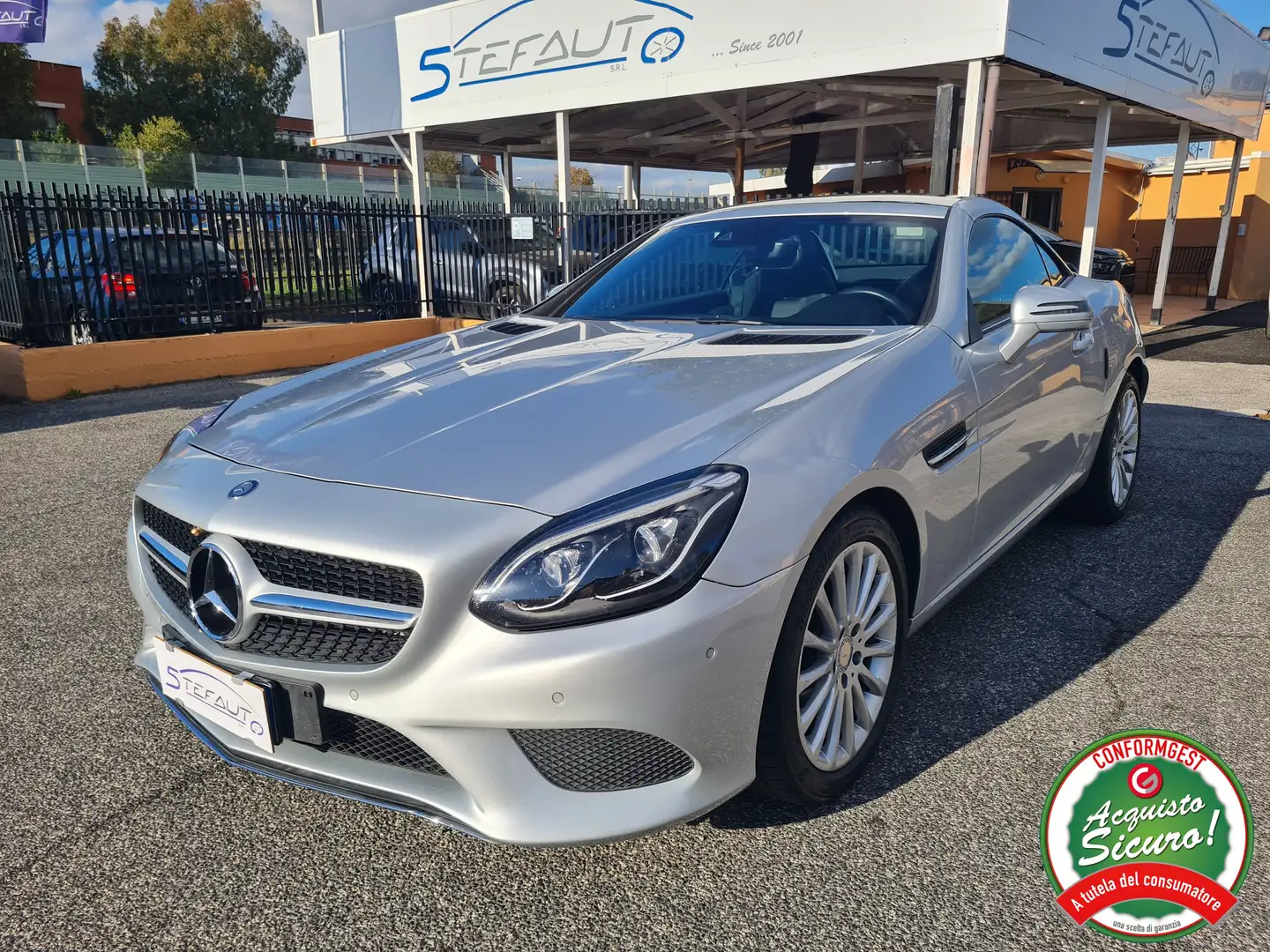 Mercedes-Benz SLC 200 Premium auto*NAVI*PELLE*XENON*CRUISE* Argento - 2