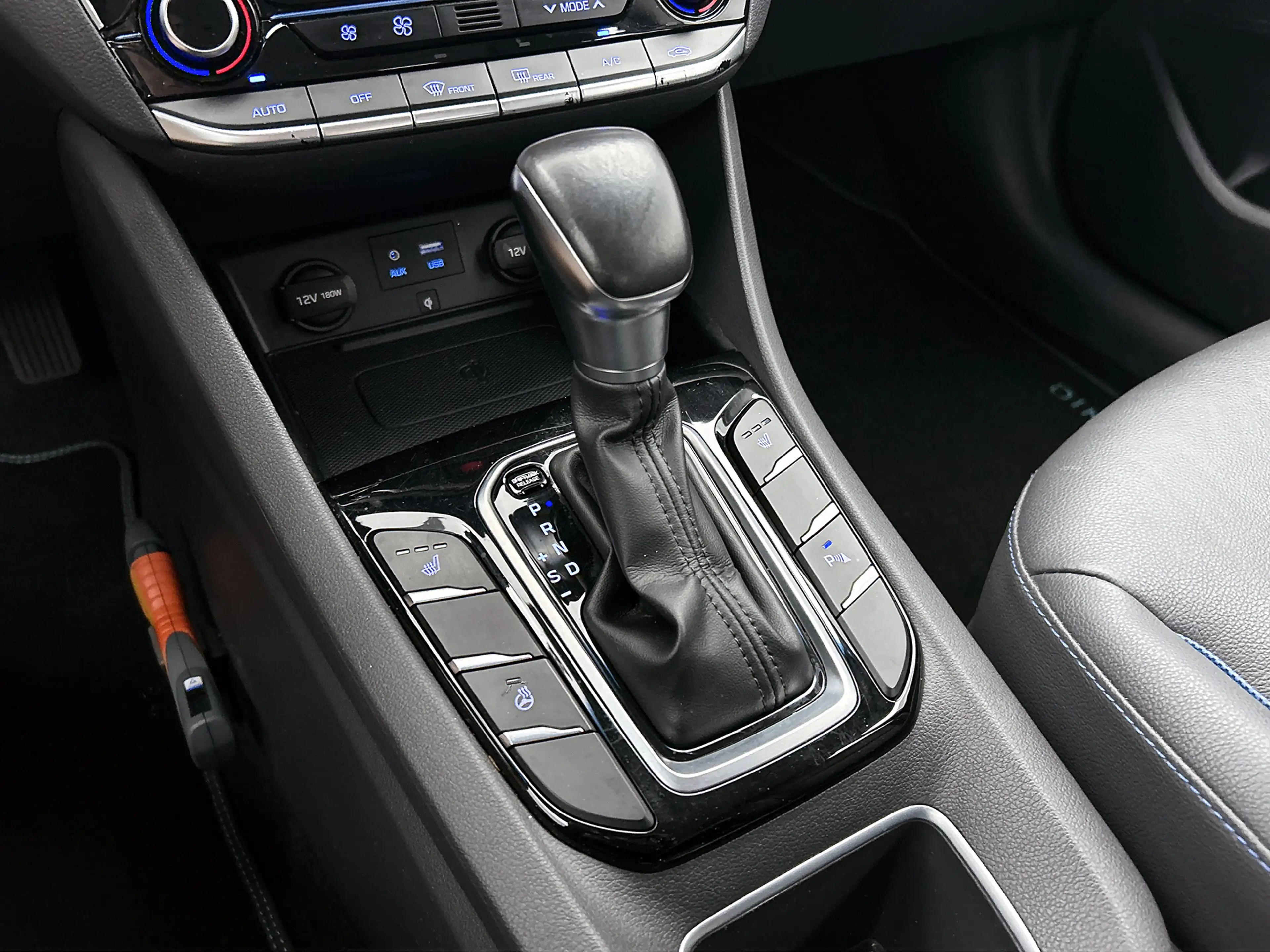 Hyundai IONIQ 1.6 GDi Premium | Origineel NL | Leder | Elektrisc — photo 12