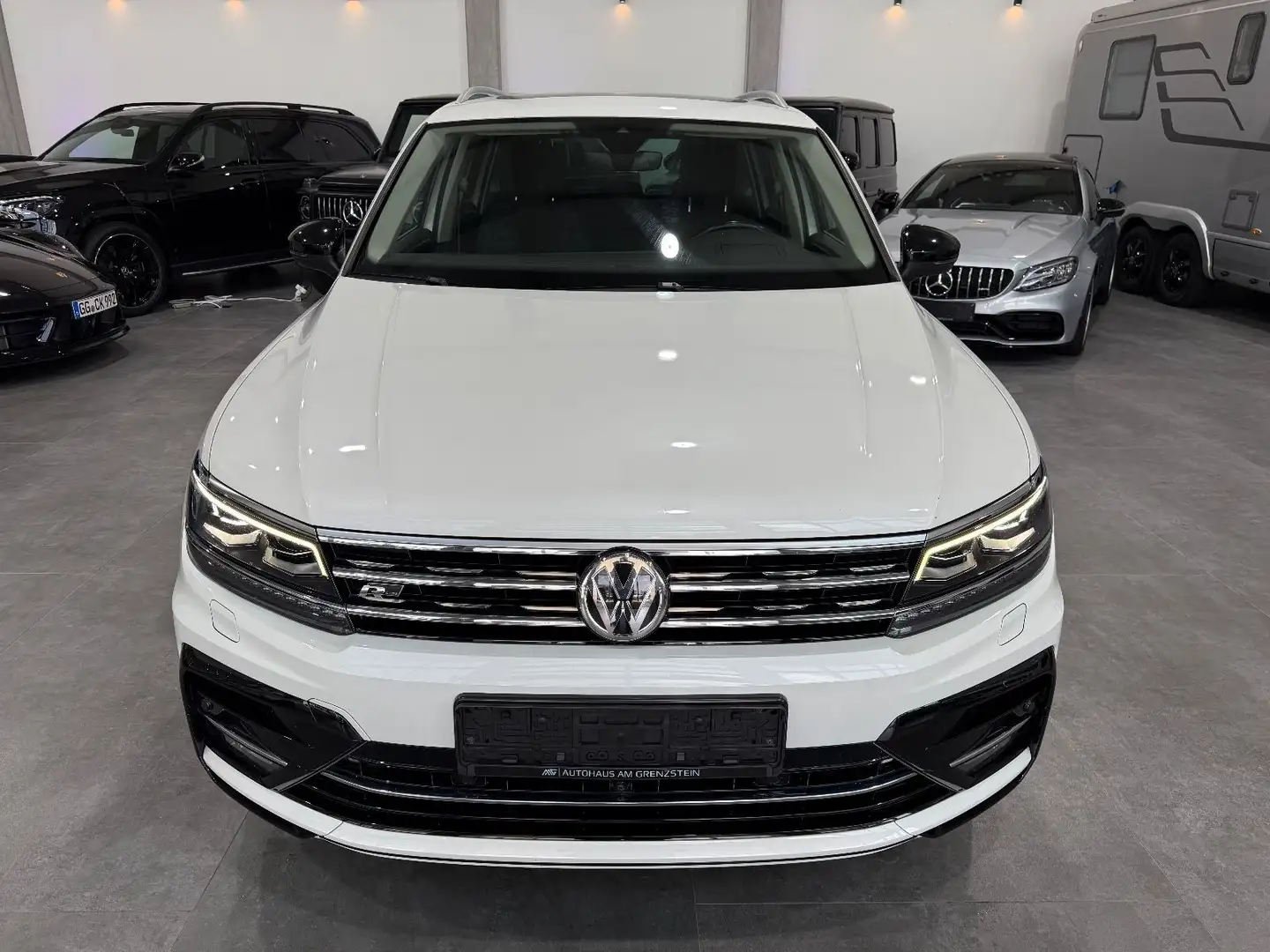 Volkswagen Tiguan IQ.DRIVE*4Motion*R-line*360°*Pano*HUD* Blanc - 2