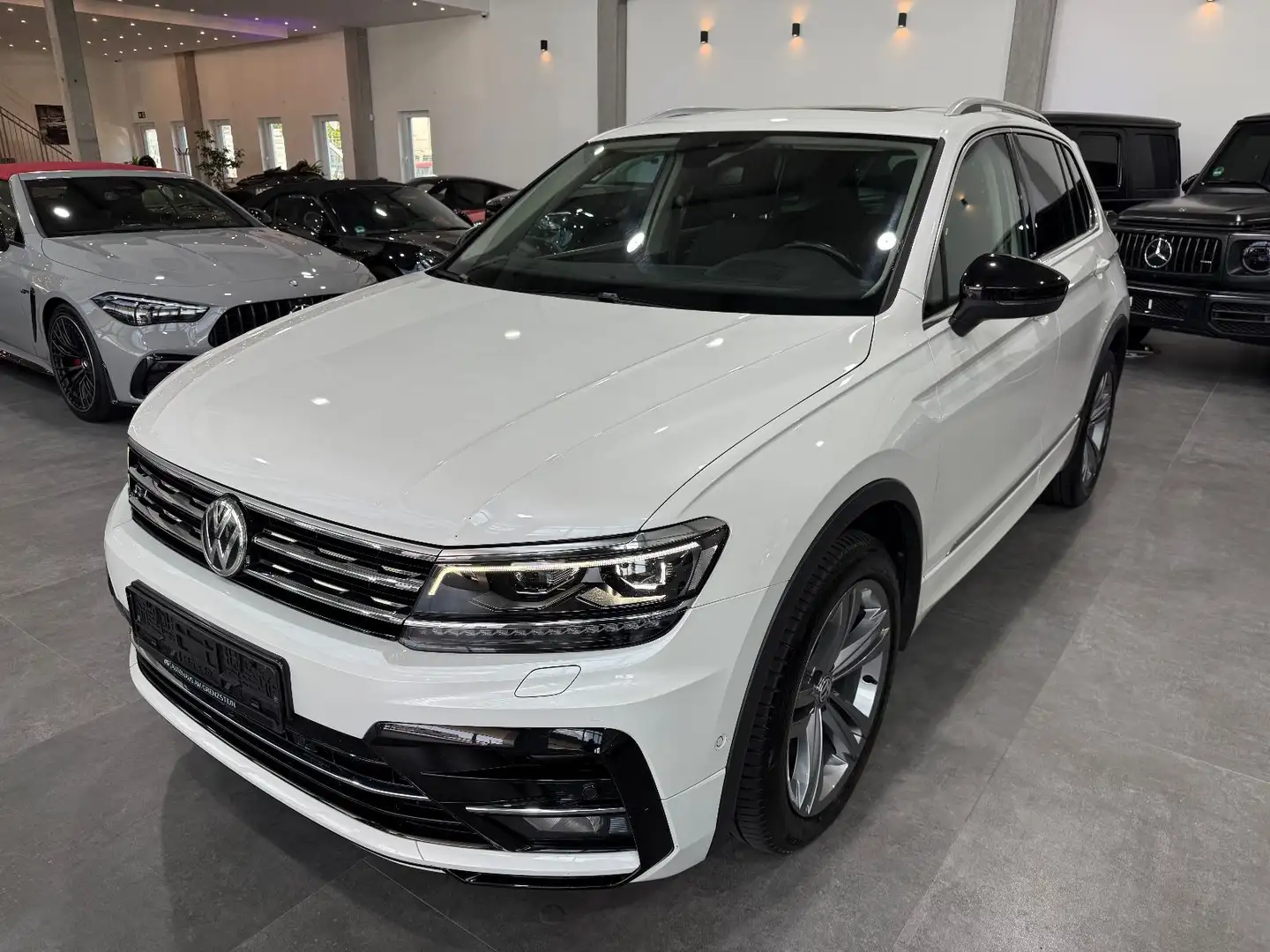 Volkswagen Tiguan IQ.DRIVE*4Motion*R-line*360°*Pano*HUD* Blanc - 1