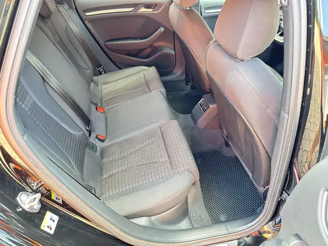 Audi A3 view 13