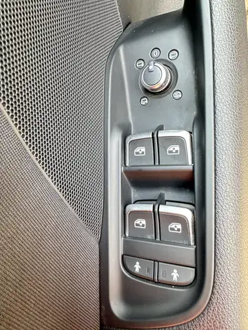 Audi A3 view 9