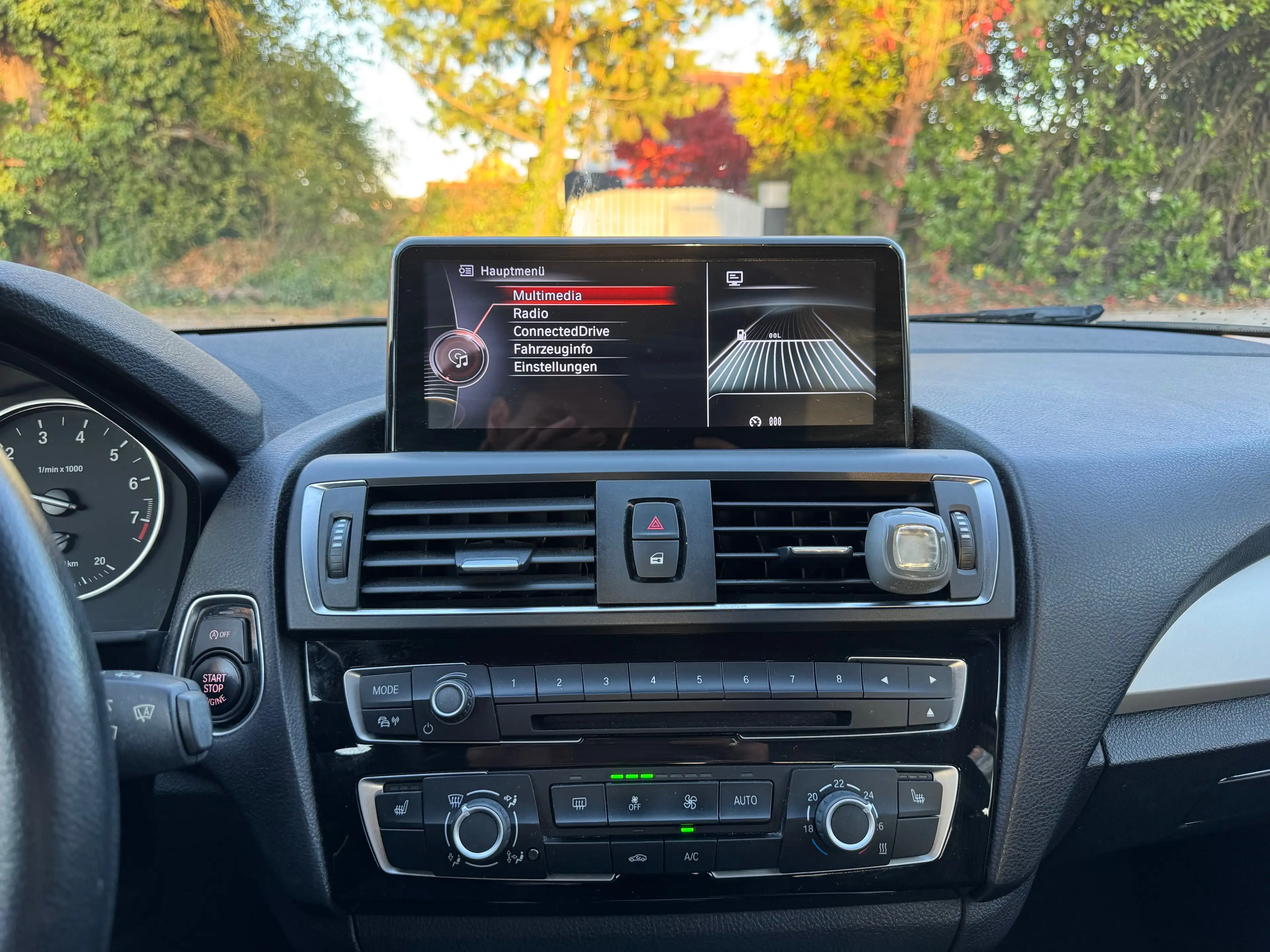 BMW 118 118 i Edition M Sport Shadow — photo 12