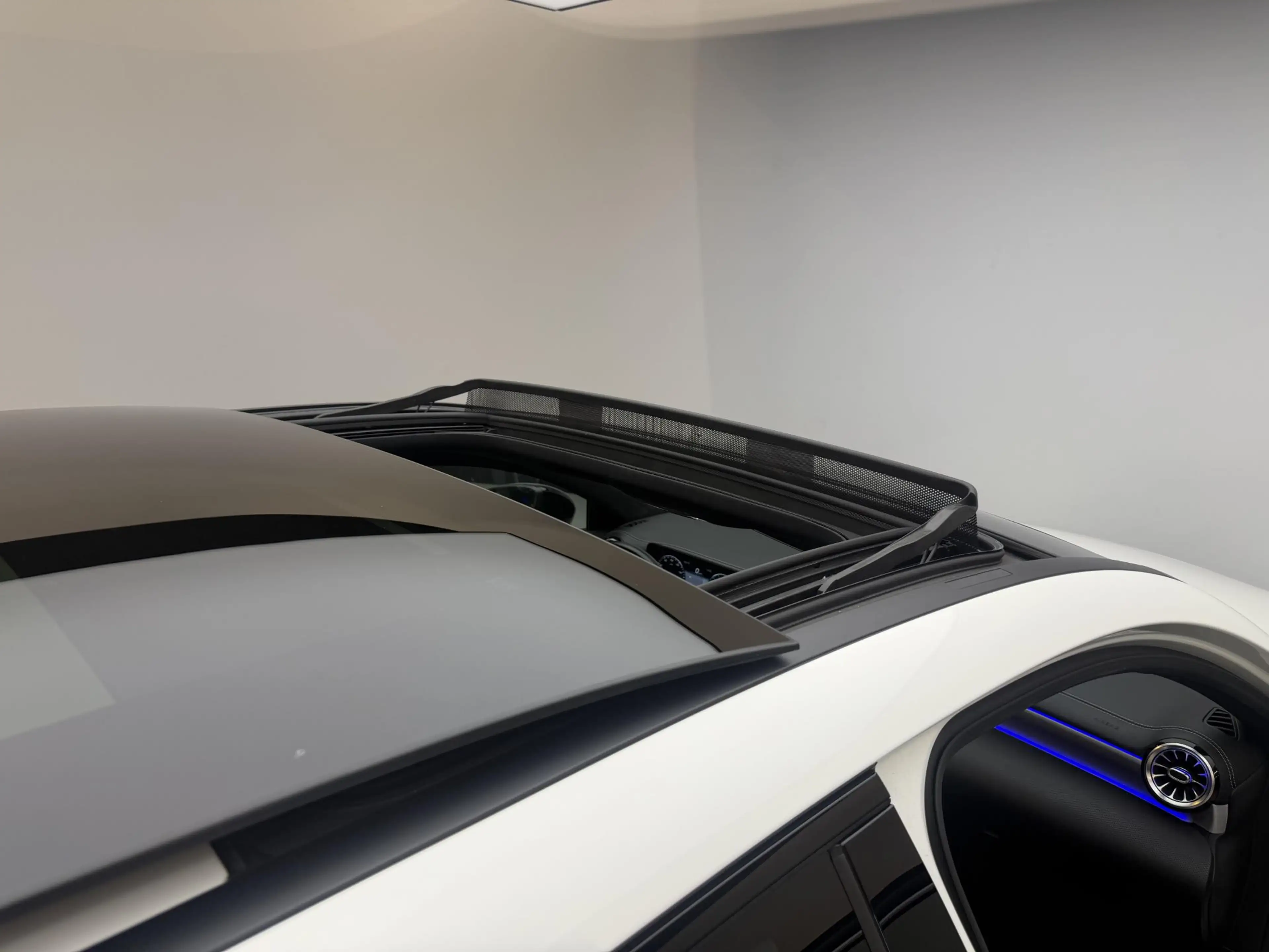 Mercedes-Benz A 250 e | AMG | Panodak | Sfeerverlichting | Carplay | S — photo 14