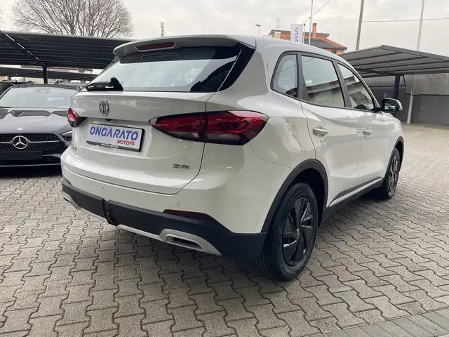 MG ZS view 5