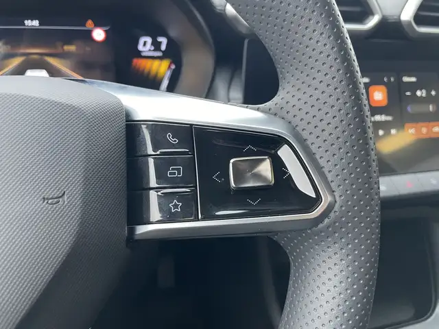 MG ZS view 10