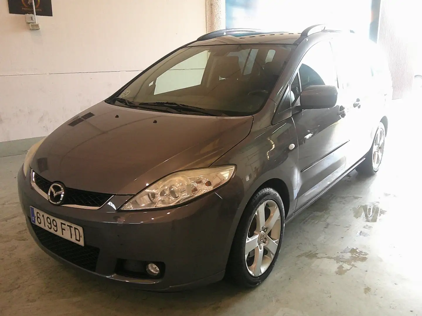 Mazda 5 2.0CRTD Sportive 143 Gris - 1