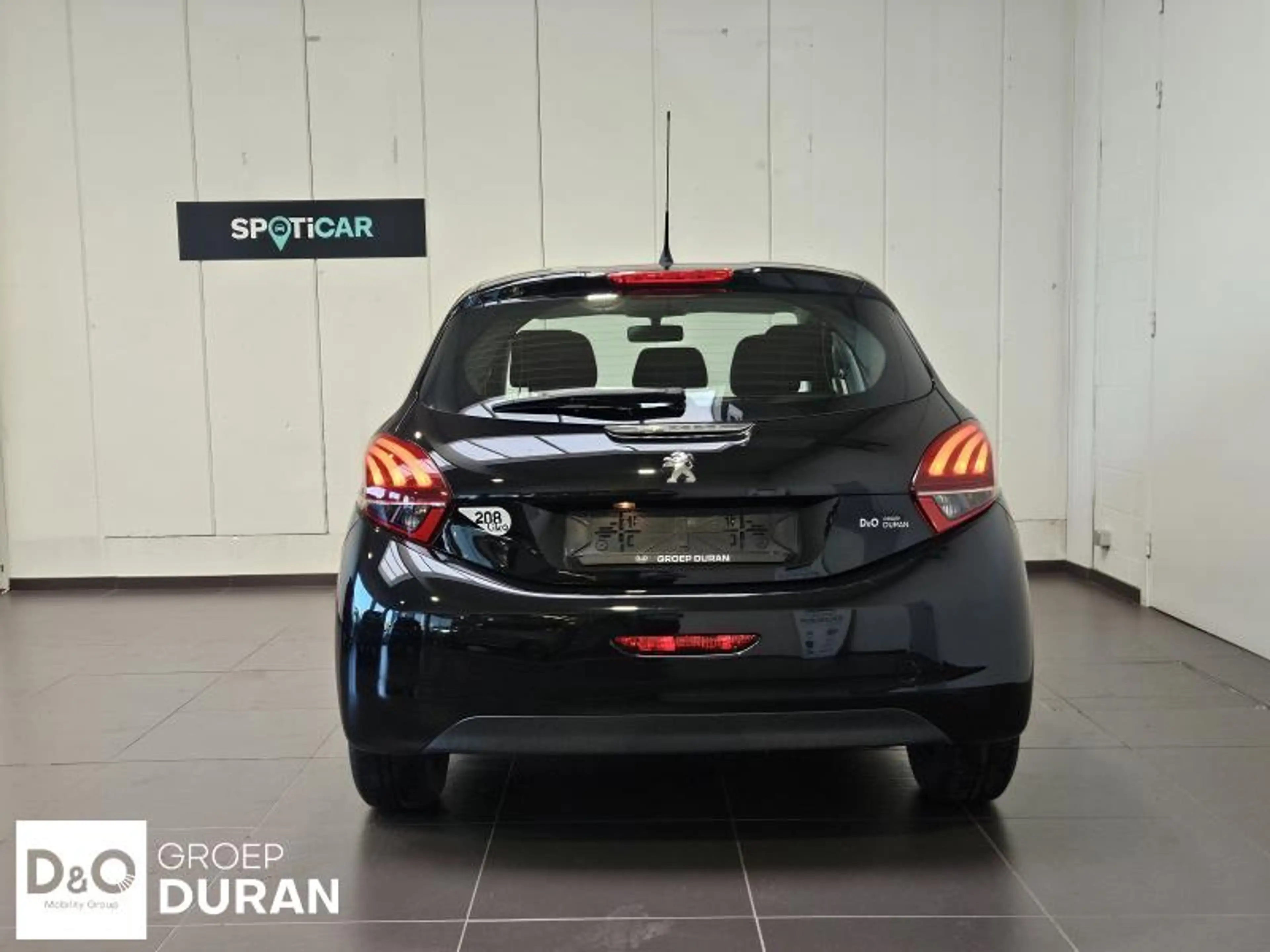 Peugeot 208 Like 1.2 PureTech Man.5 — photo 4