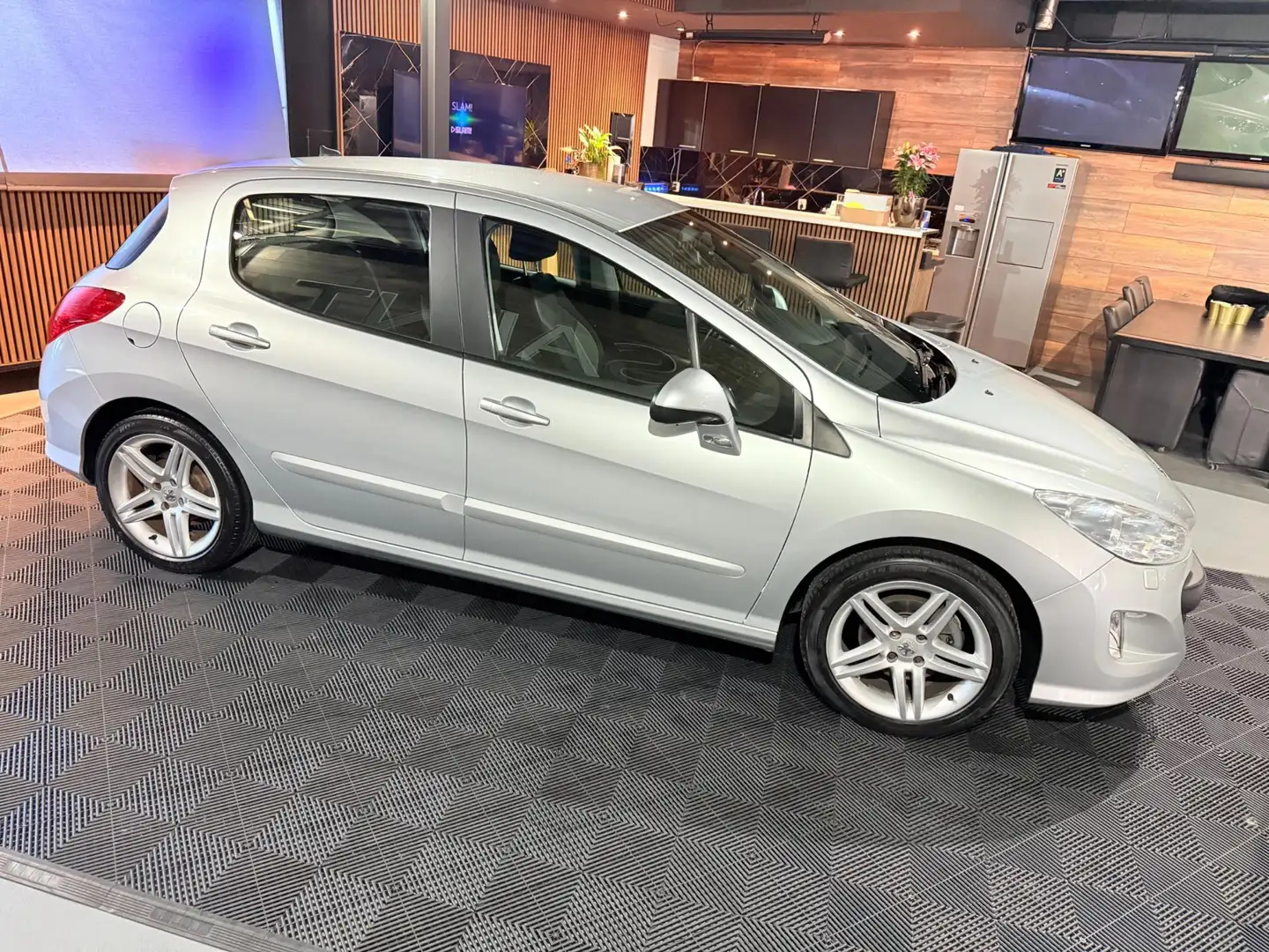 Peugeot 308 1.6 VTi Sportium Grigio - 2