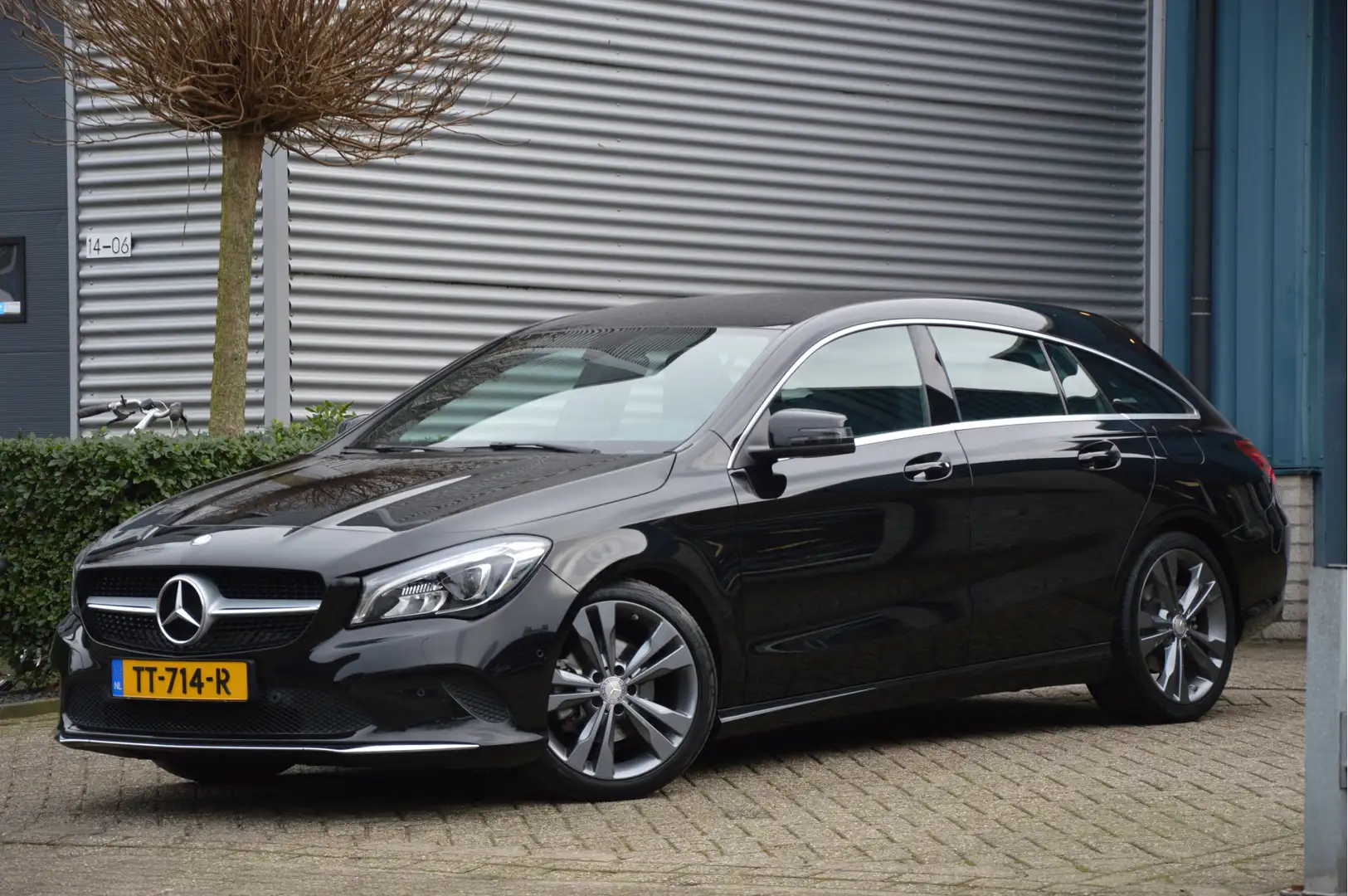 Mercedes-Benz CLA 180 Shooting Brake AMBITION | LED | CRUISE | PDC | NAV Noir - 1