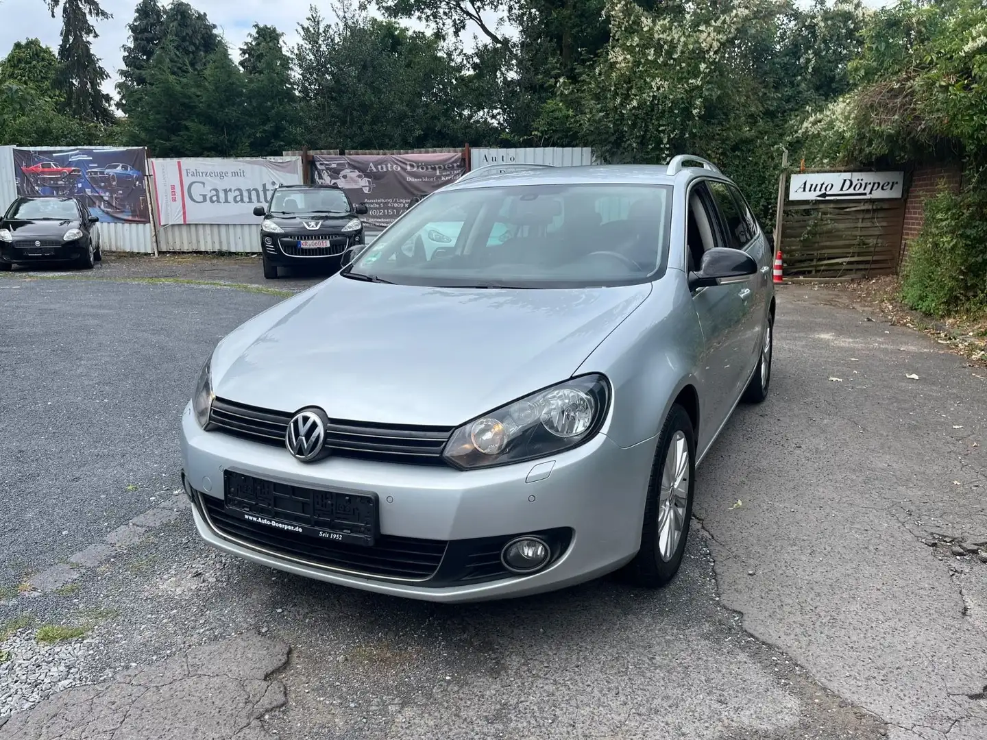 Volkswagen Golf VI 1.6 TDI Variant Style AHK 8 x Bereift Plateado - 1