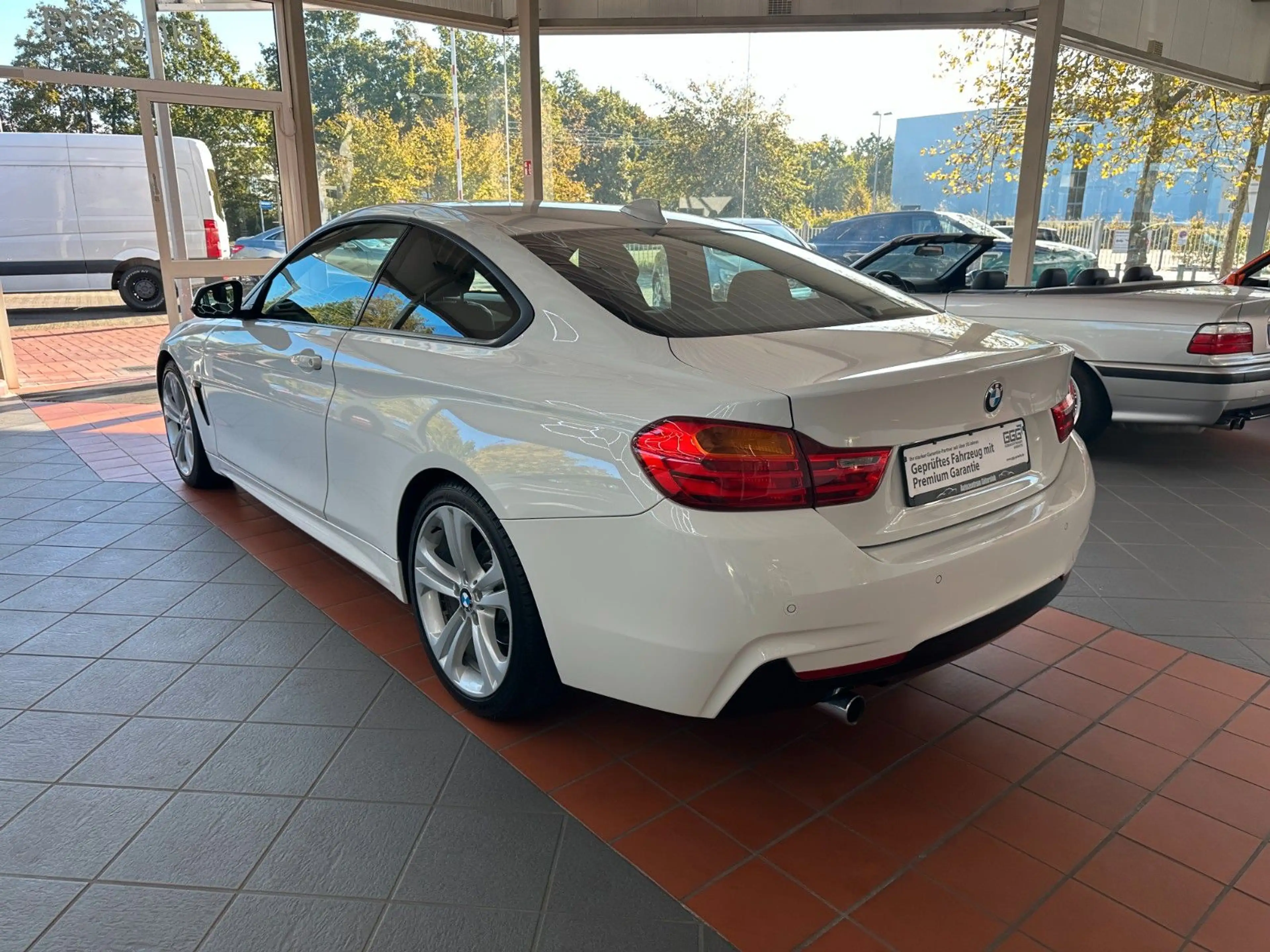 BMW 420 d Coupe *M-PACKET / VOLLLEDER / GARANTIE * — photo 4