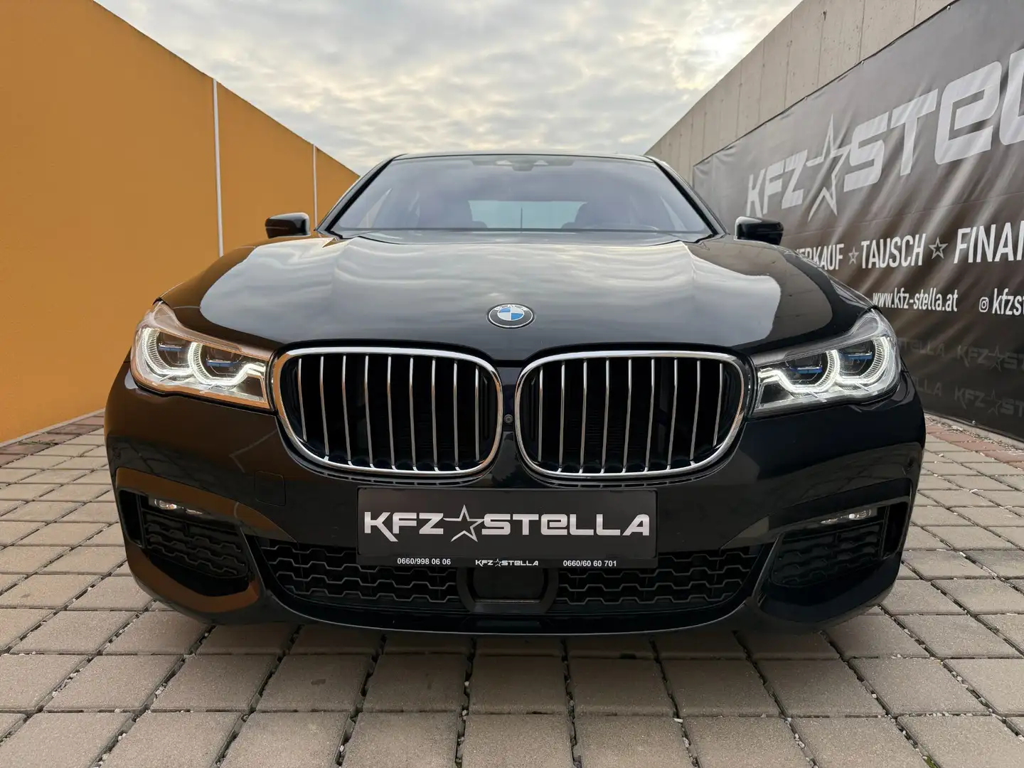 BMW 740 740i G11 M-Paket B58/SHD/DrivingAssistPlus Černá - 2