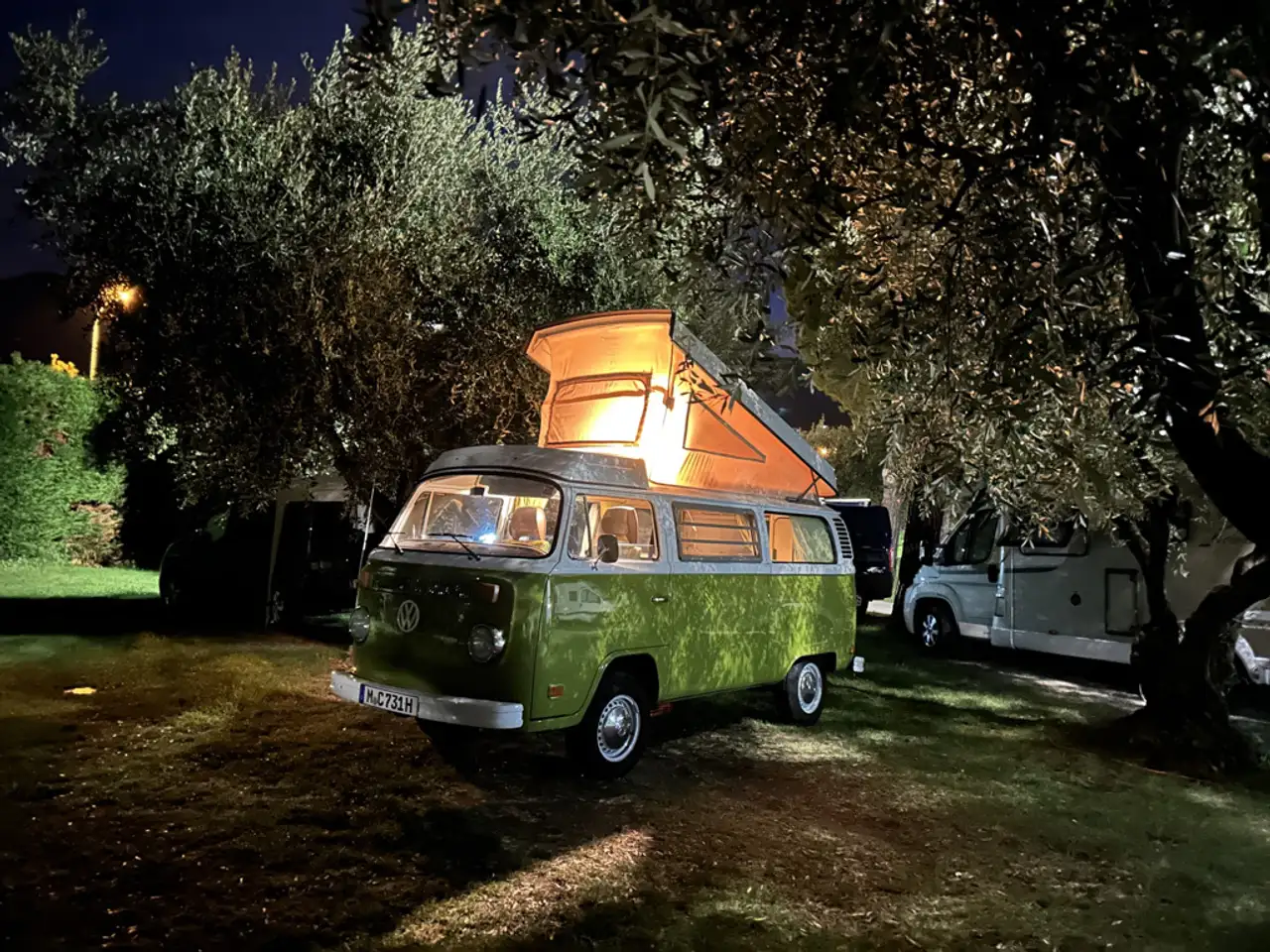 Volkswagen T2b Westfalia Berlin, TOP, HU neu, H-Kennzeichen, foto 2