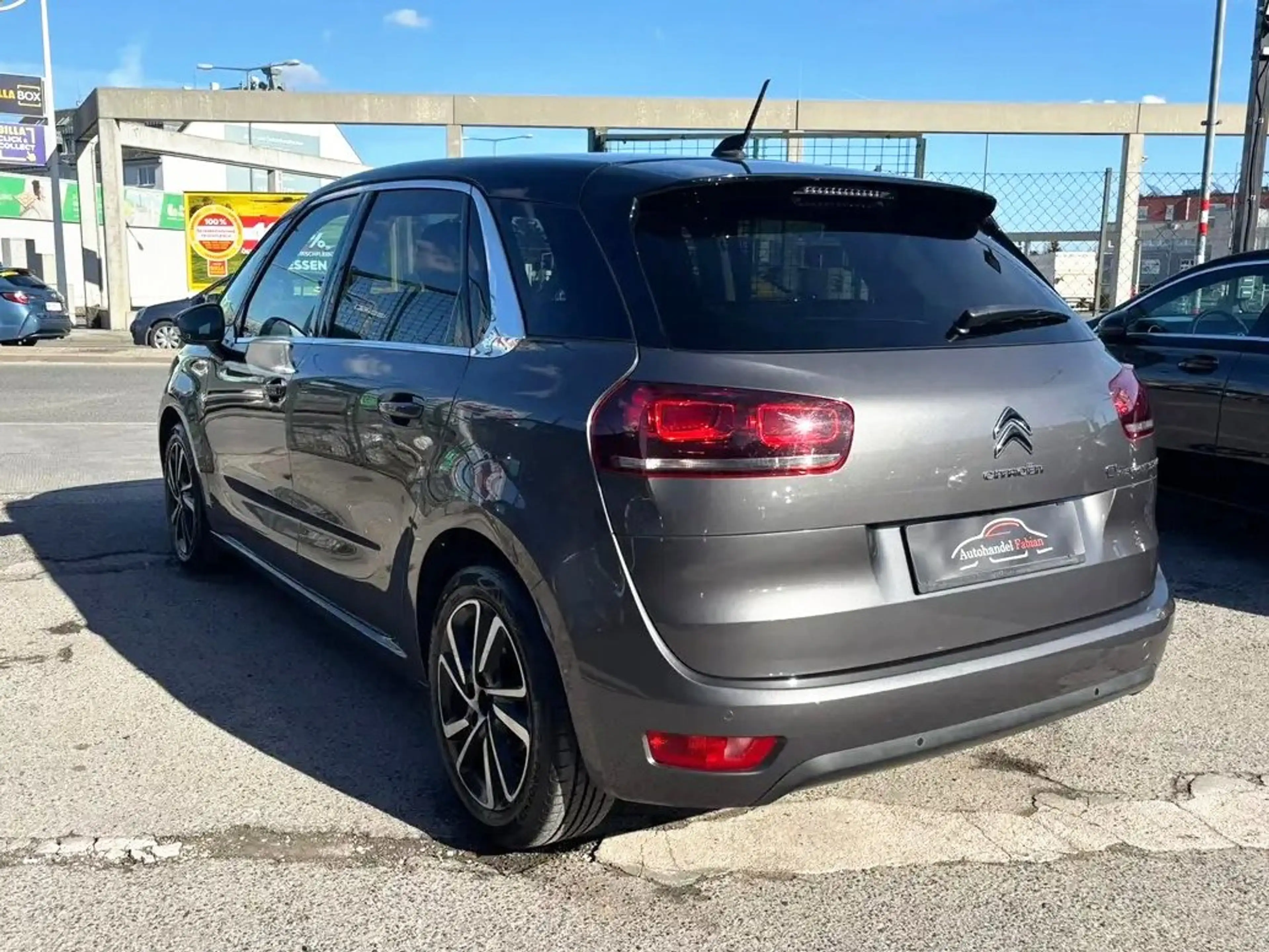 Citroen C4 SpaceTourer Feel Edition 131PS Pickerl 6/26 Parkhilfe Sitzheiz — photo 4
