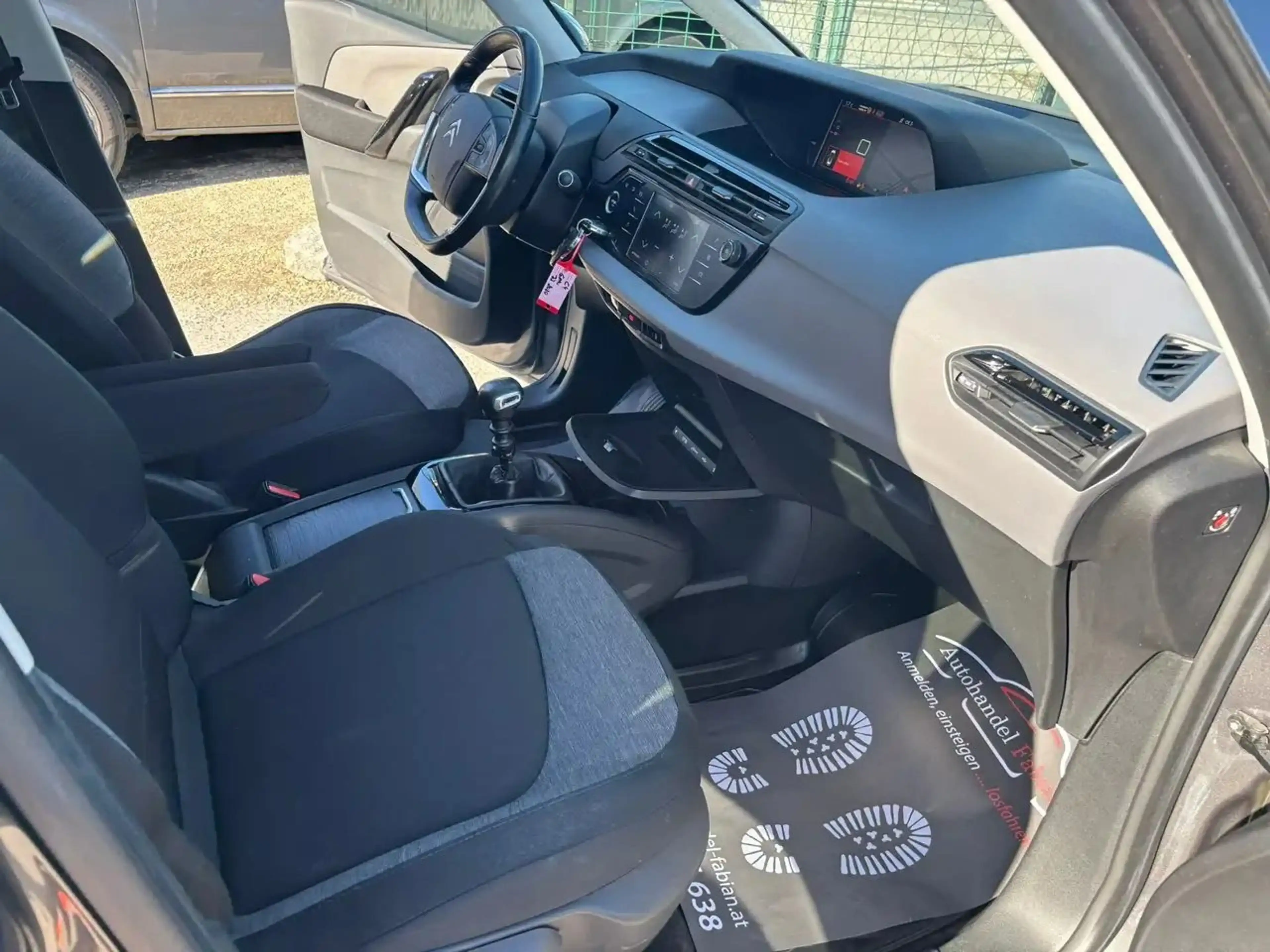 Citroen C4 SpaceTourer Feel Edition 131PS Pickerl 6/26 Parkhilfe Sitzheiz — photo 11