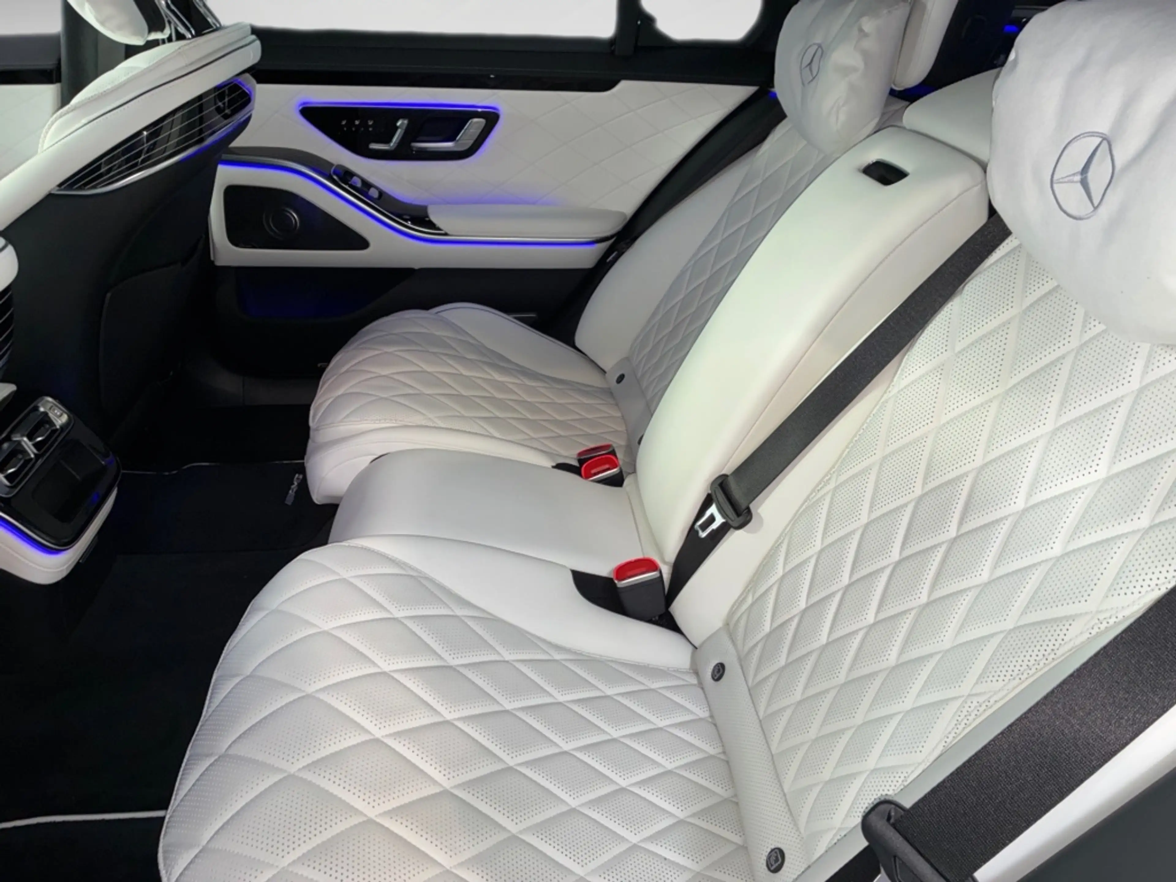 Mercedes-Benz S 350 d LANG BURMESTER HIGH-END PANO MULTIBEAM — photo 10