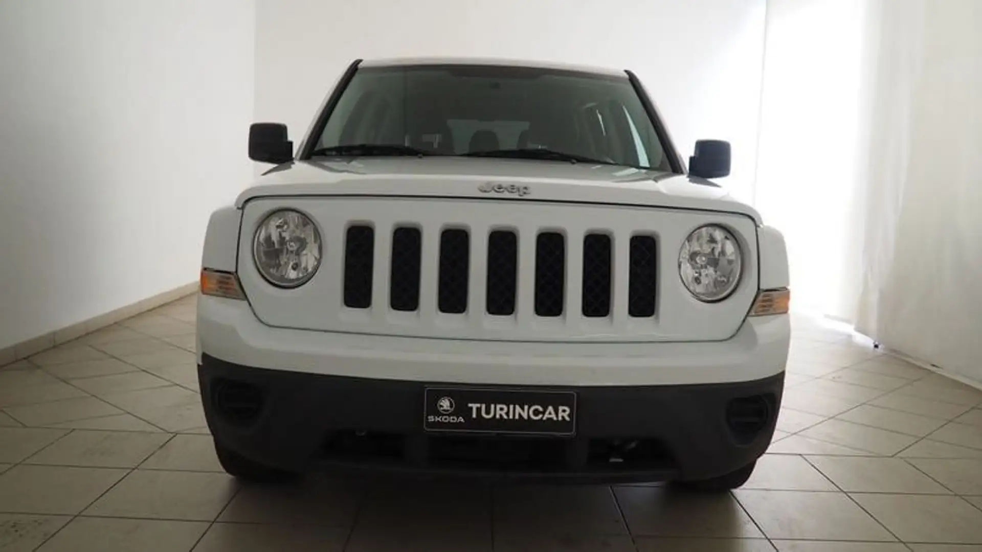 Jeep Patriot Patriot 2.2 CRD Sport bijela - 2