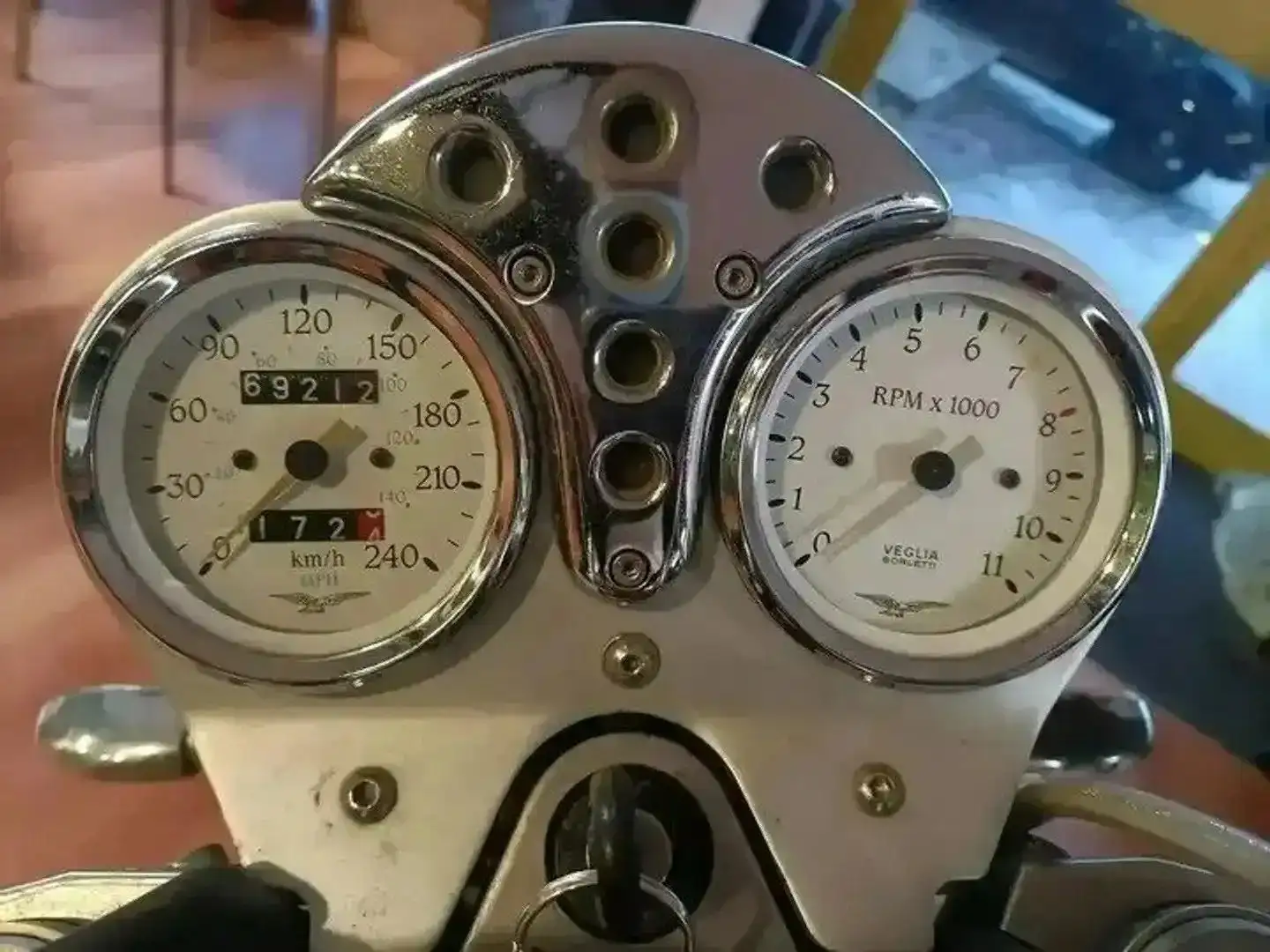 Moto Guzzi V 10 CENTAURO ASI Czerwony - 2