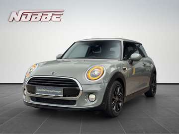 Aut. *Klimaauto+Navi+Teilleder+PDC*