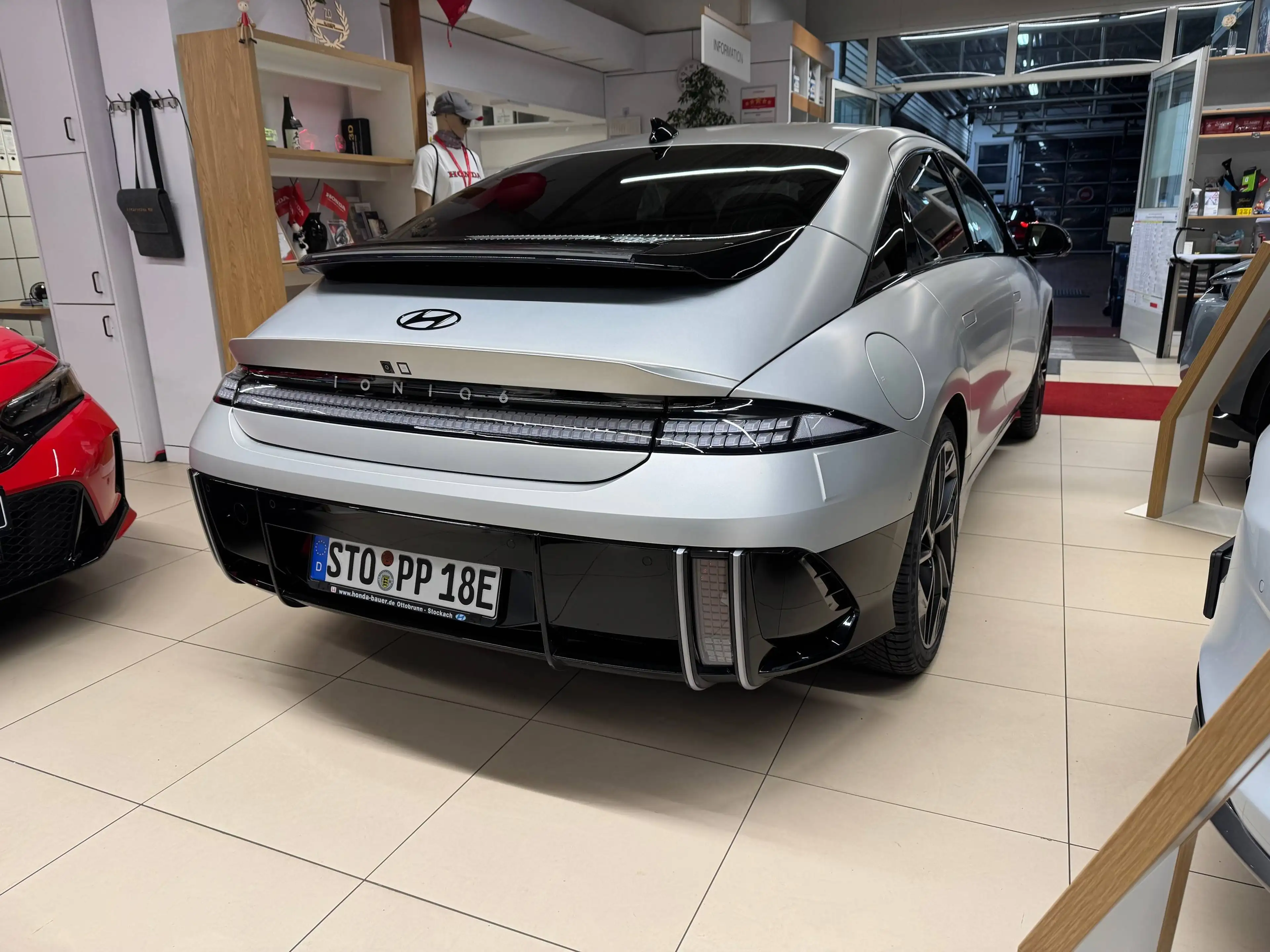 Hyundai IONIQ 6 IONIQ 6 77,4 kWh 4WD First Edition — photo 5