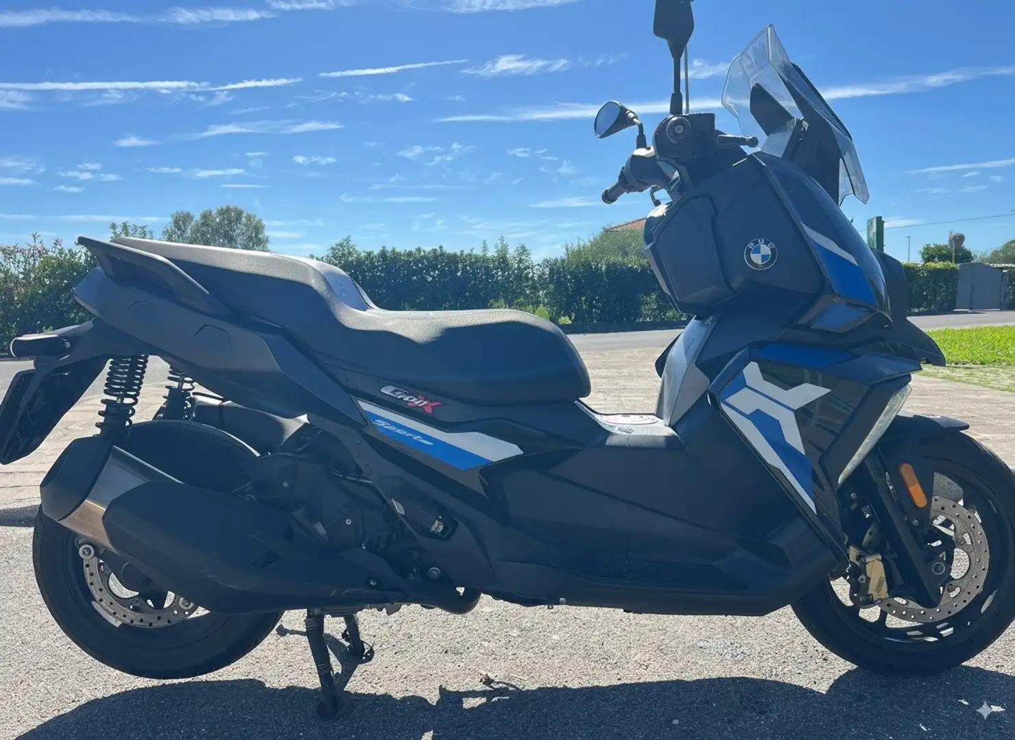 BMW C 400 X Black Storm metallizzato 2/Racing Blue Kék - 2