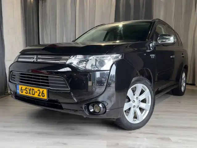 Mitsubishi Outlander 2.0 PHEV Instyle