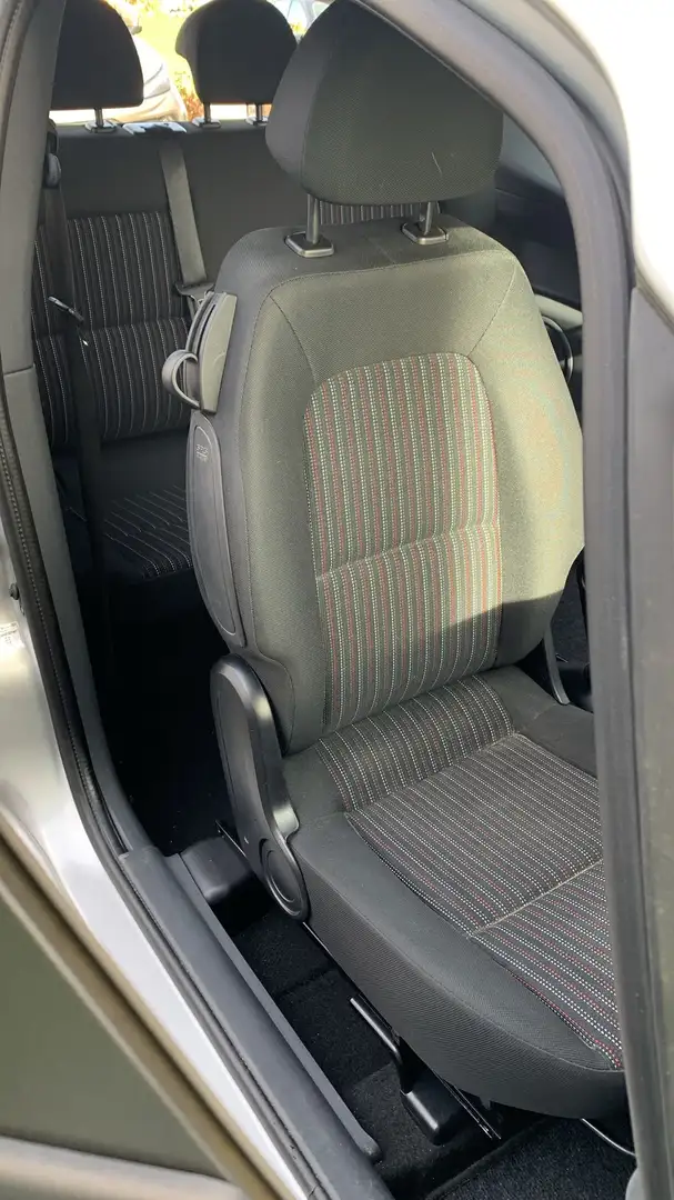 Mitsubishi Colt 1.3 Automatik Intense - 2