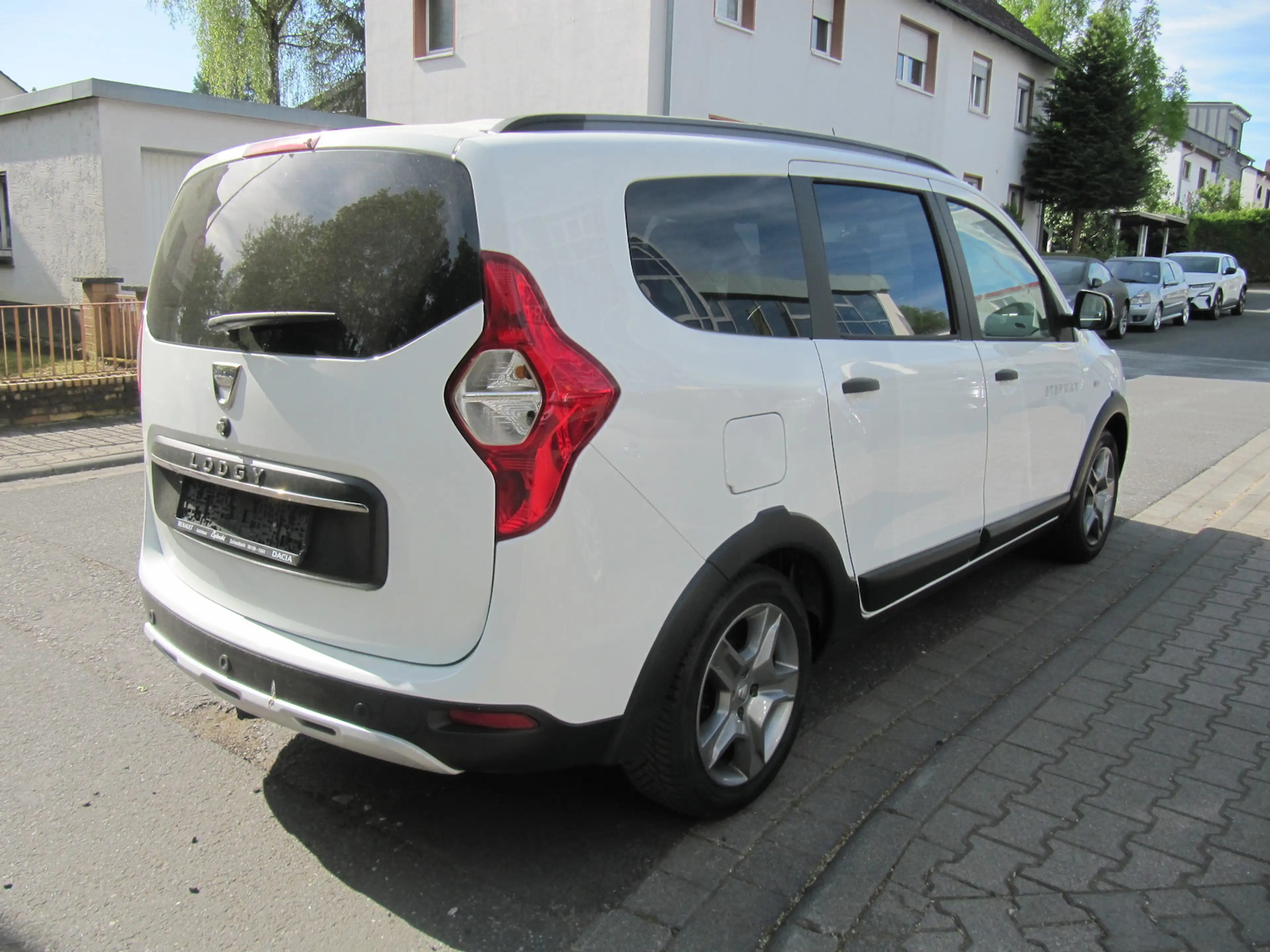Dacia Lodgy Stepway Klima+ Navi + Insp.+ Tüv+ NEU + — photo 5