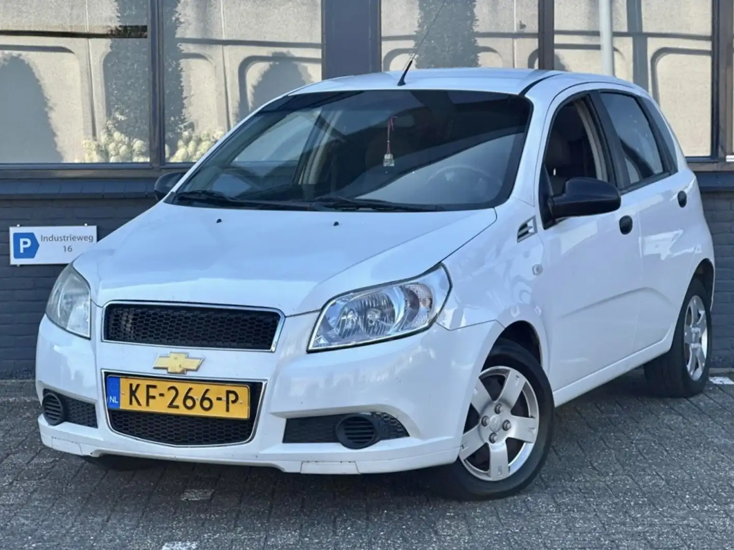Chevrolet Aveo 1.2 16V L |Airco |Nieuwe APK |NAP Wit - 1
