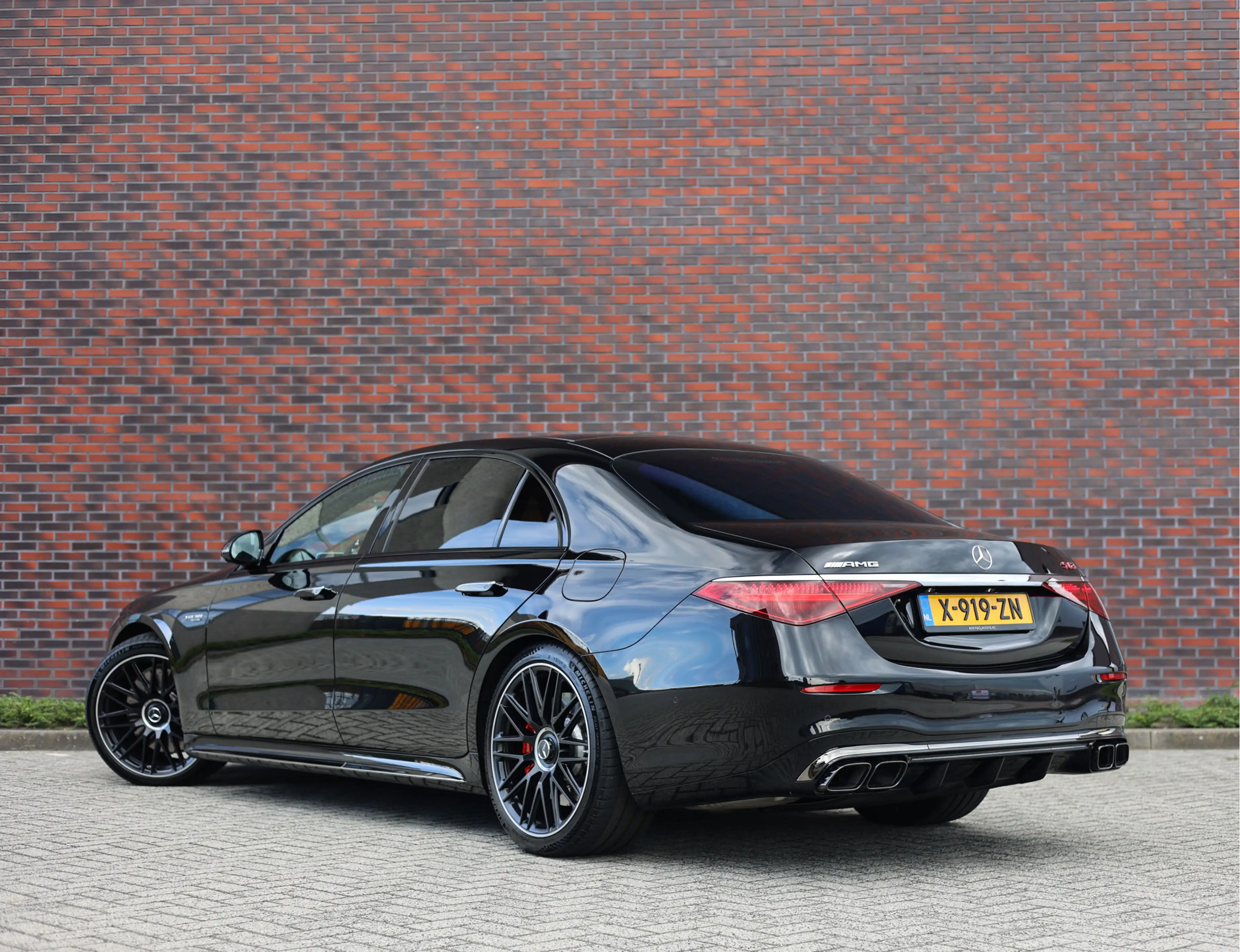 Mercedes-Benz S 63 AMG S63 E Performance | Burmester - EARS - AIRMATIC — photo 2