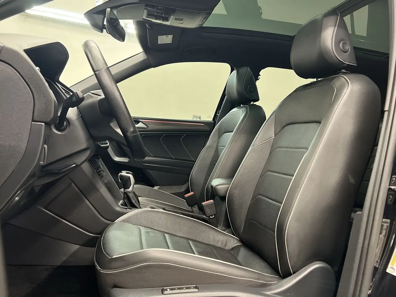 Volkswagen Tiguan снимка Volkswagen Tiguan