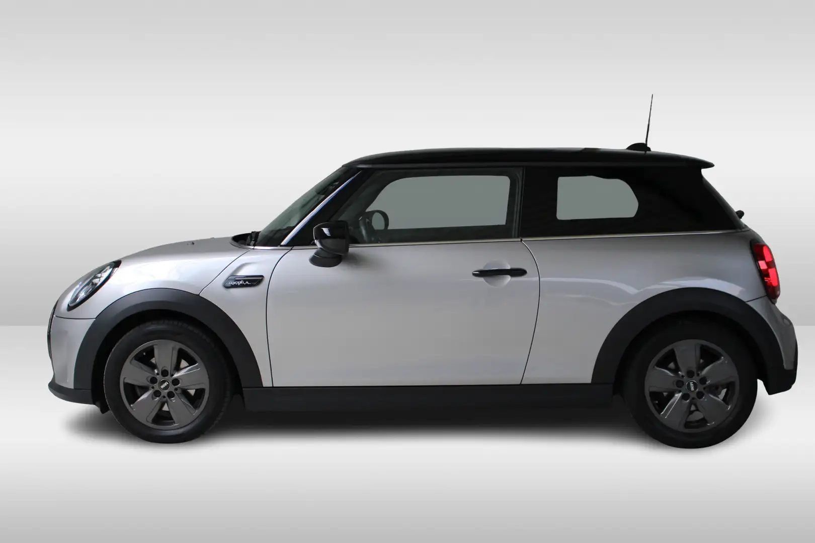 MINI Cooper Mini 1.5 Camden Edition Navigatie by App | Parkeer Grau - 2