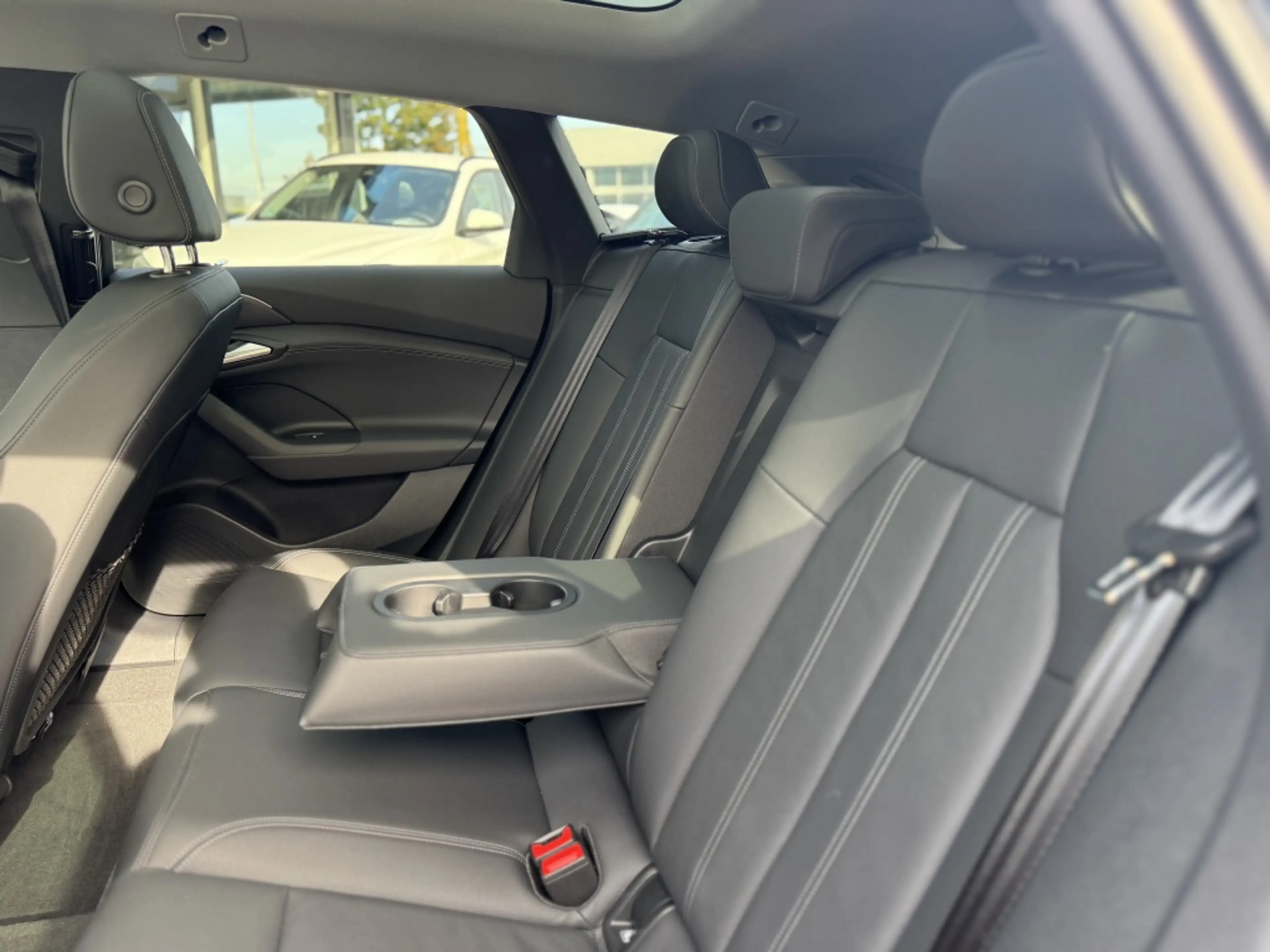 Audi A6 e-tron Avant Advanced edt 83 kWh — photo 11
